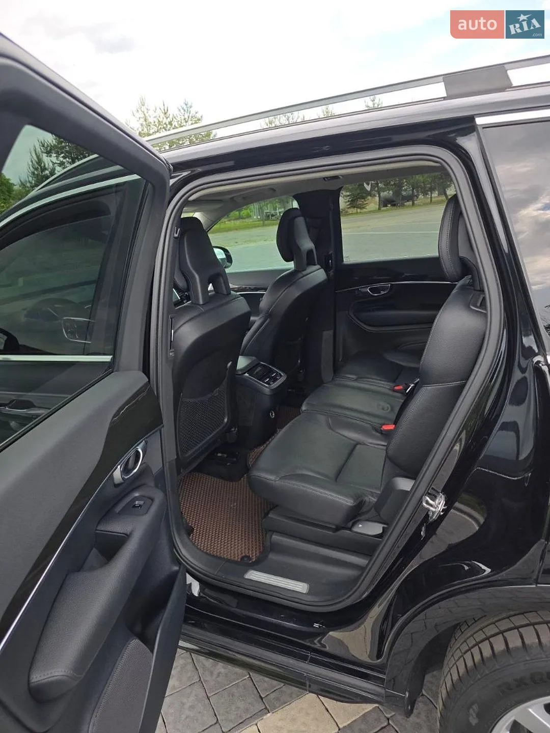 2017 Volvo XC90 - мініатюра 16