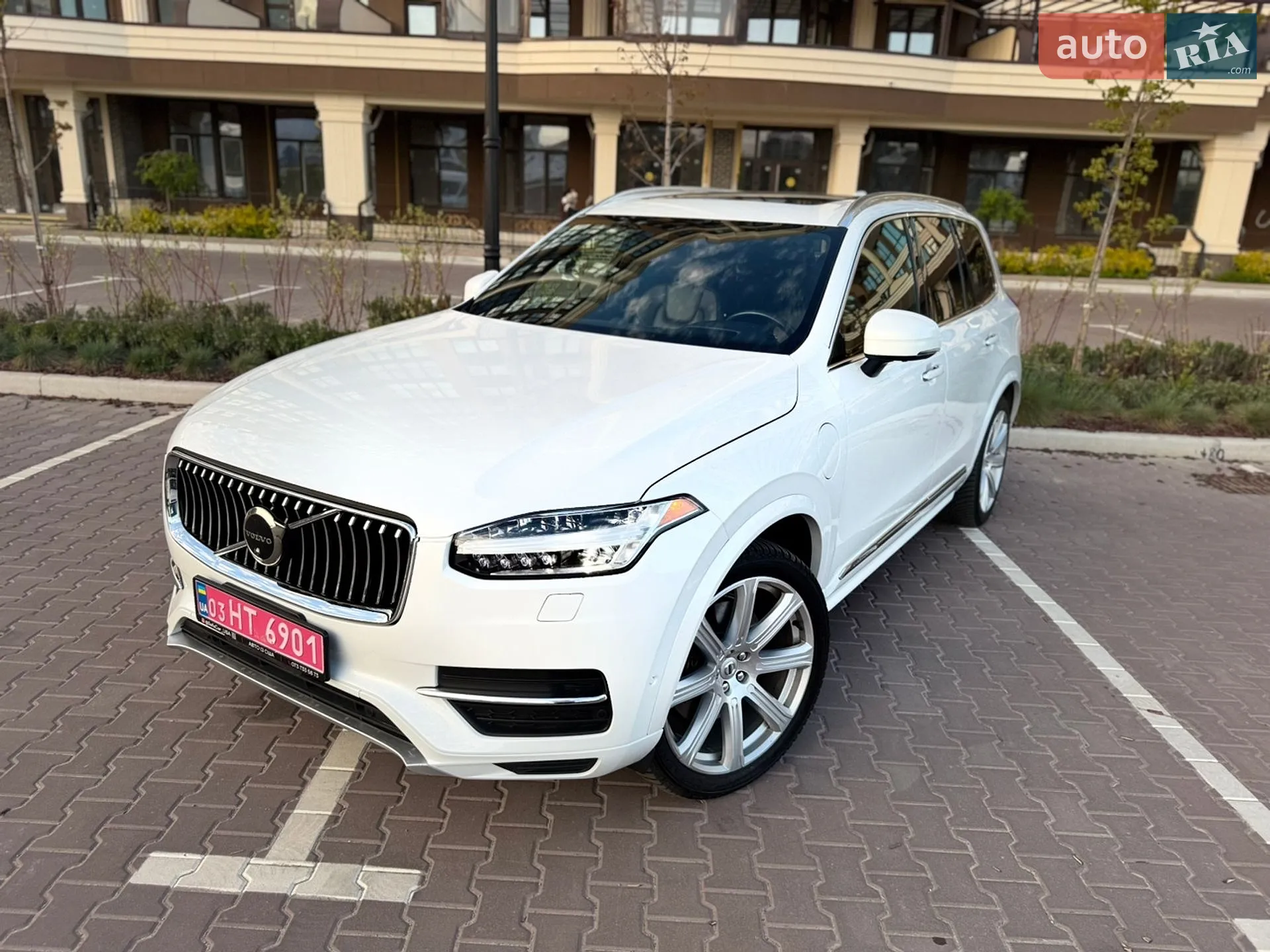 2017 Volvo XC90 - мініатюра 8