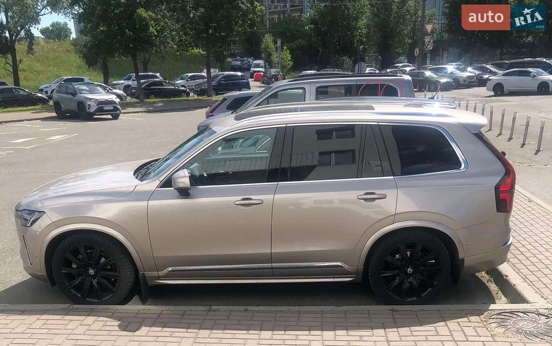 2025 Volvo XC90 - мініатюра 3