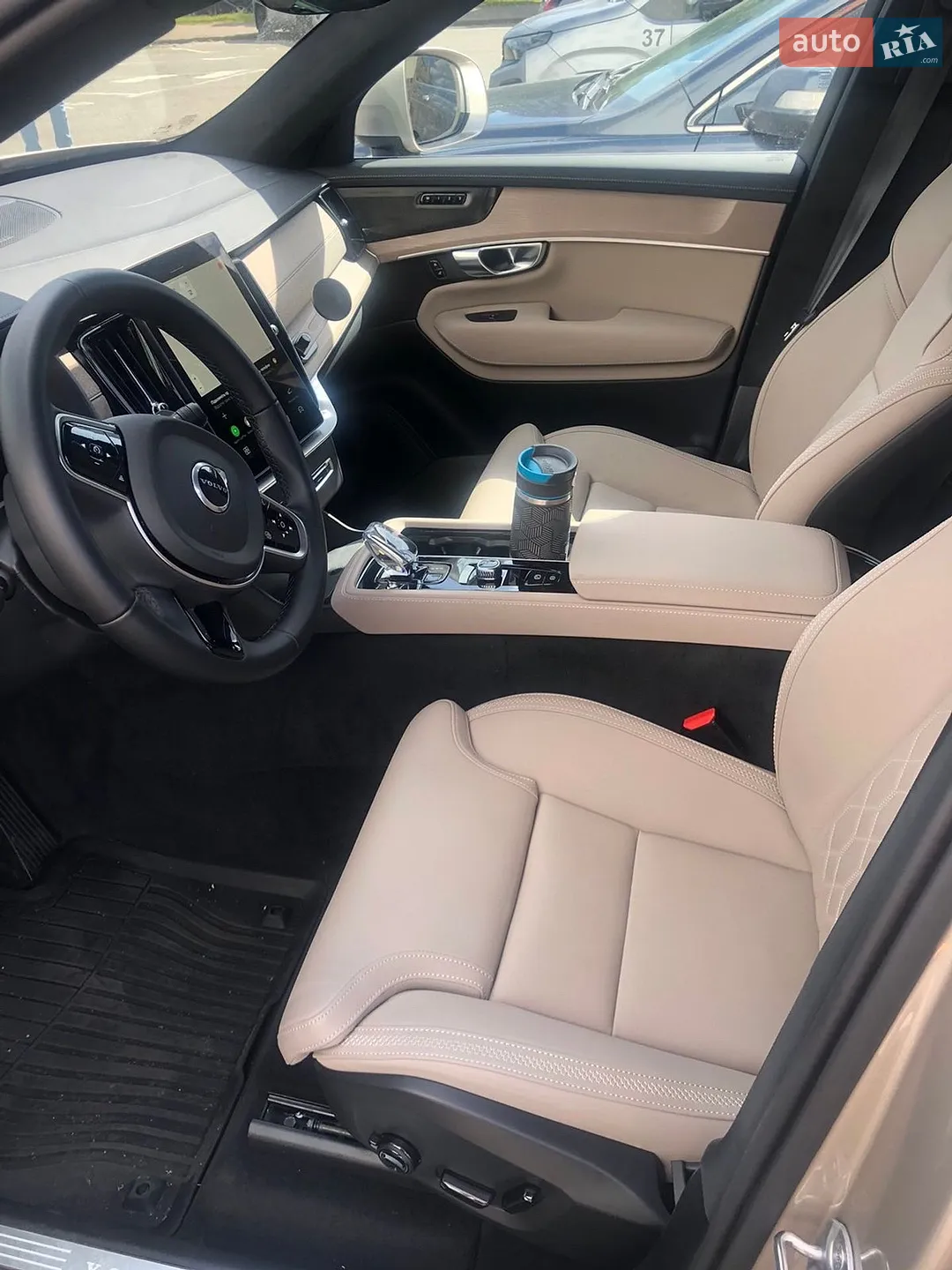 2025 Volvo XC90 - мініатюра 6