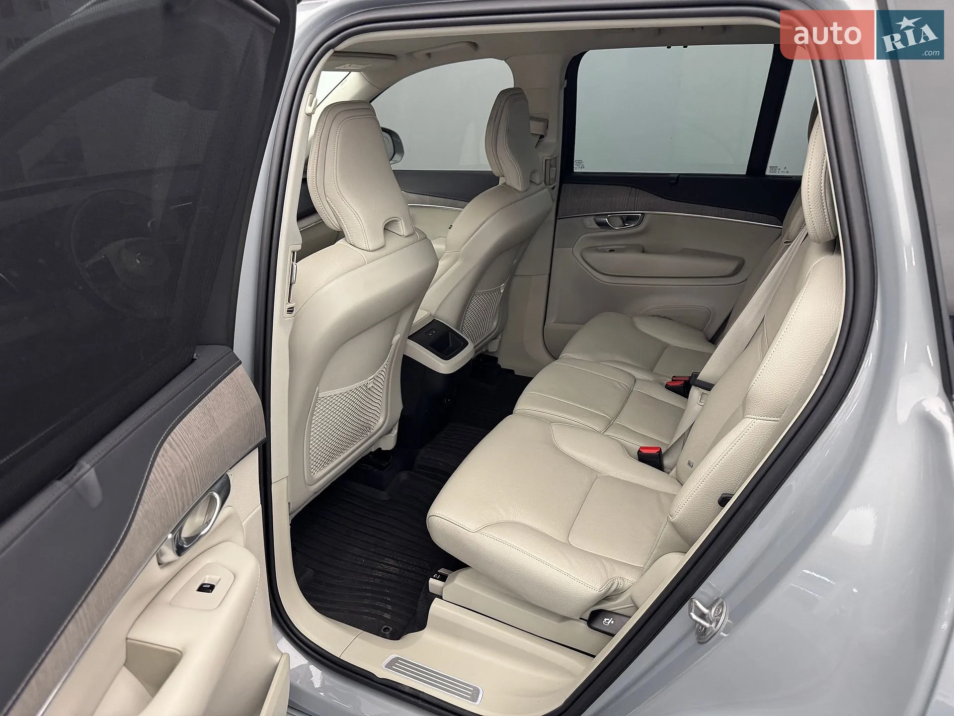 2023 Volvo XC90 - мініатюра 10