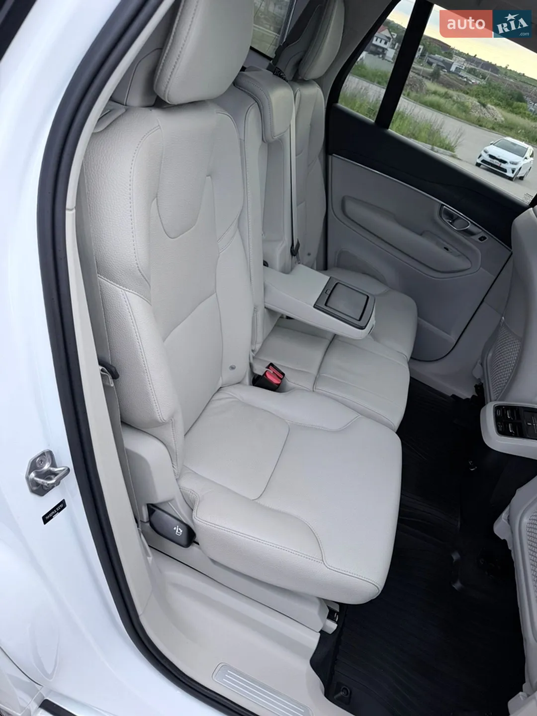 2019 Volvo XC90 - мініатюра 43