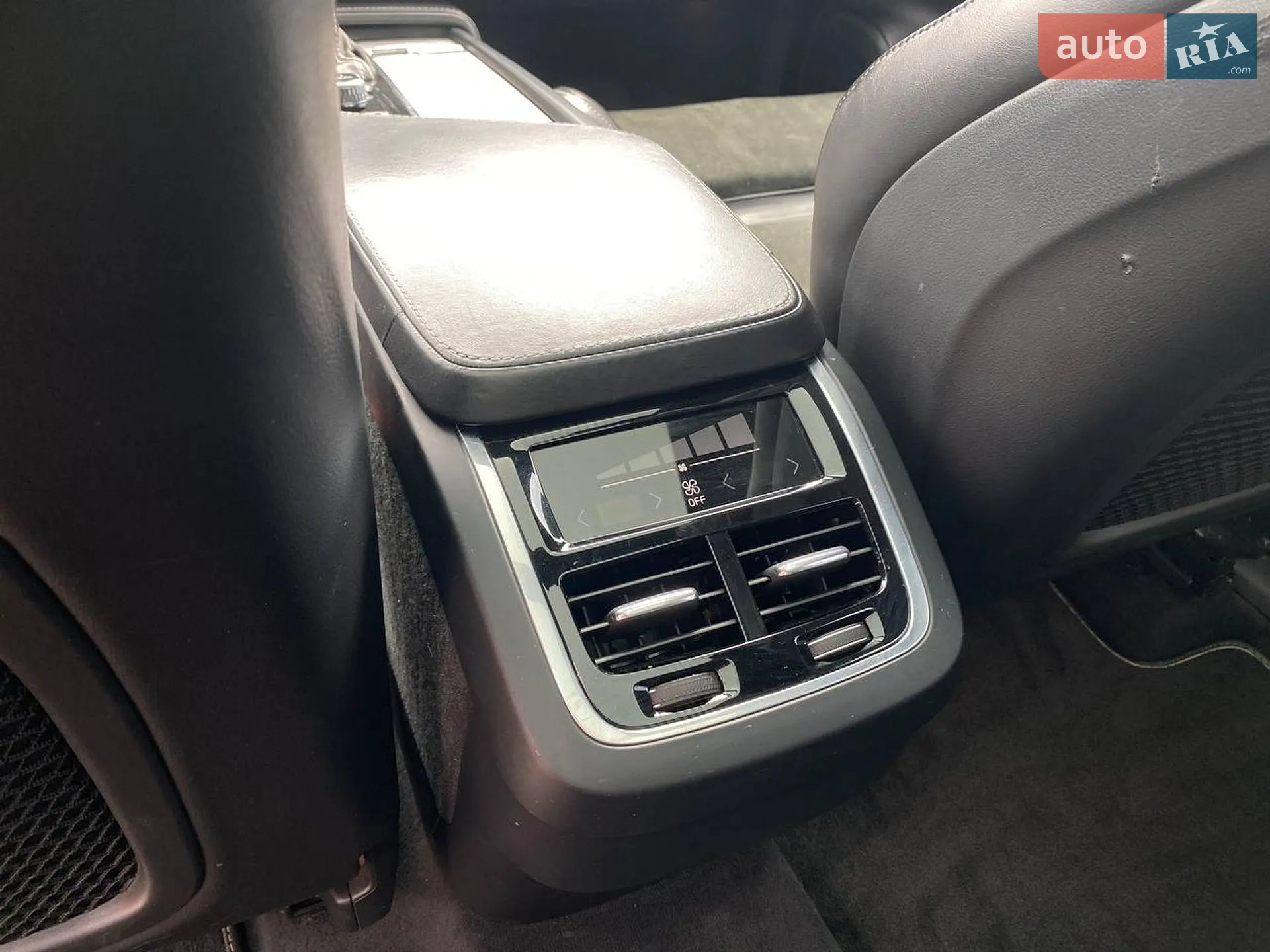 2016 Volvo XC90 - мініатюра 22