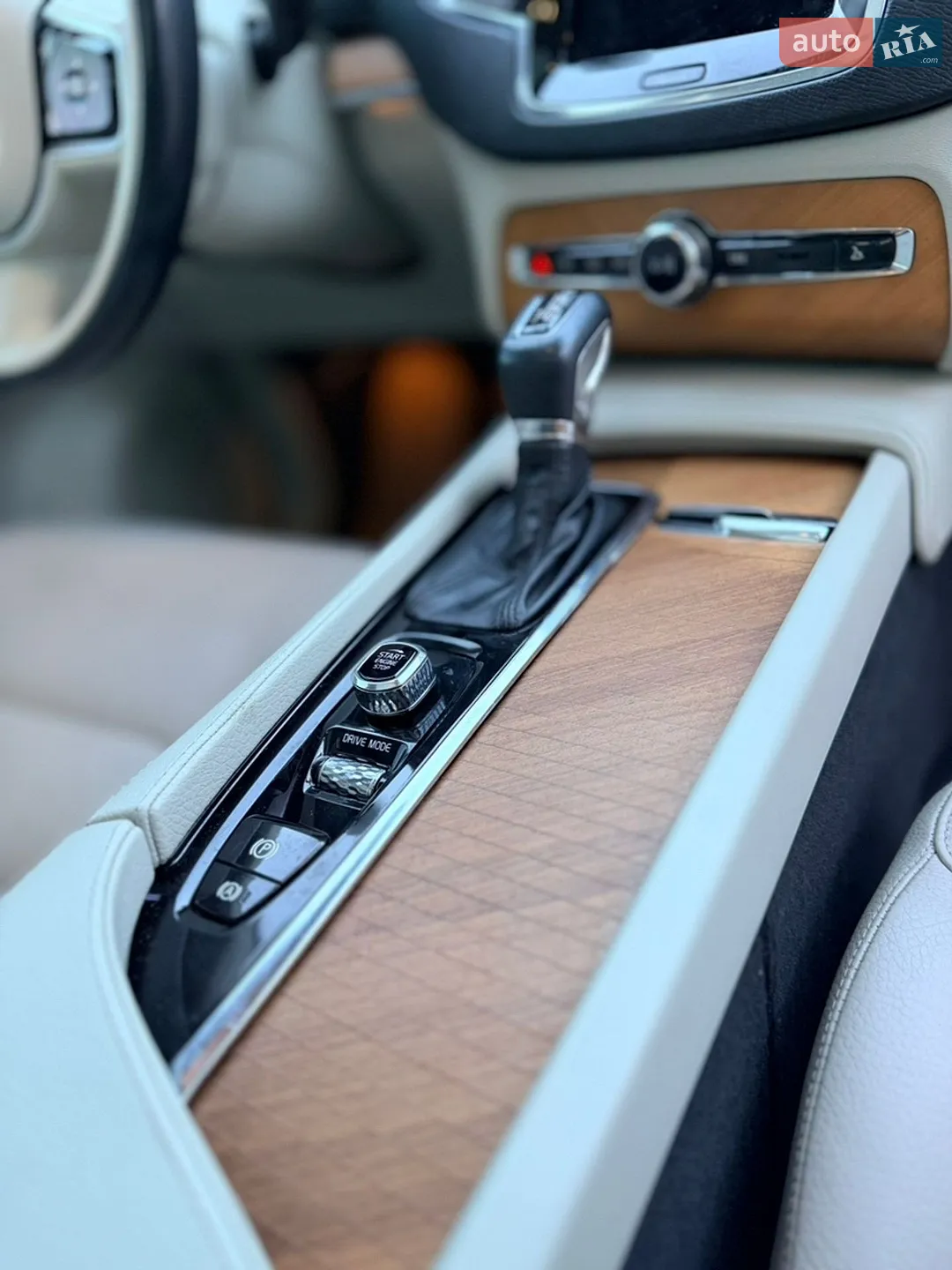 2021 Volvo XC90 - мініатюра 17