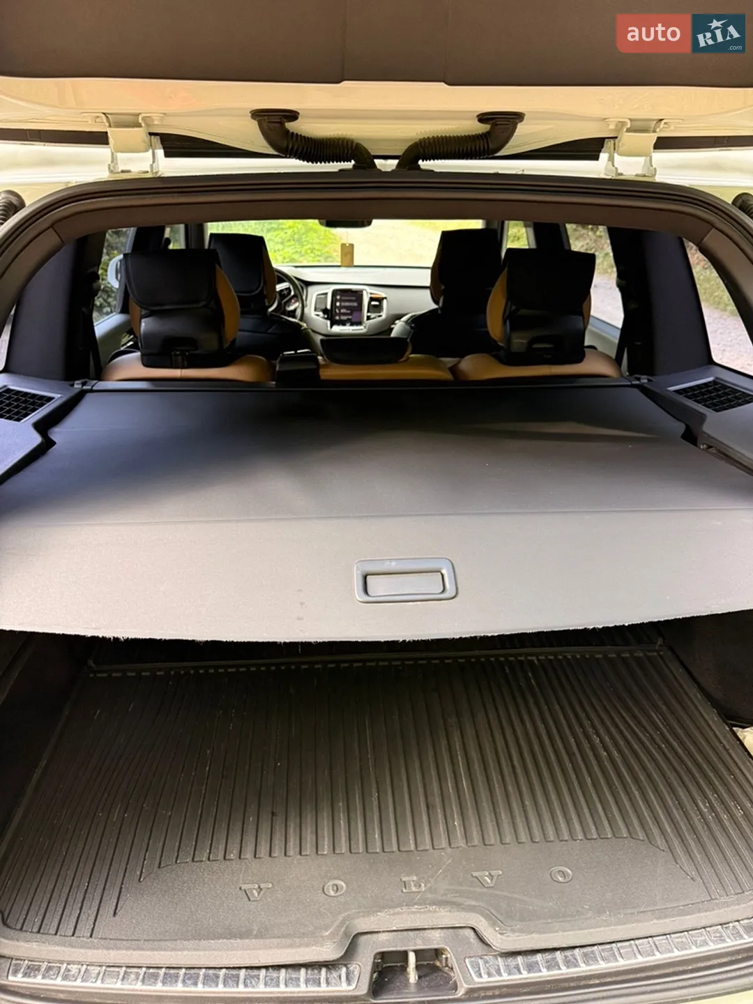 2017 Volvo XC90 - мініатюра 9