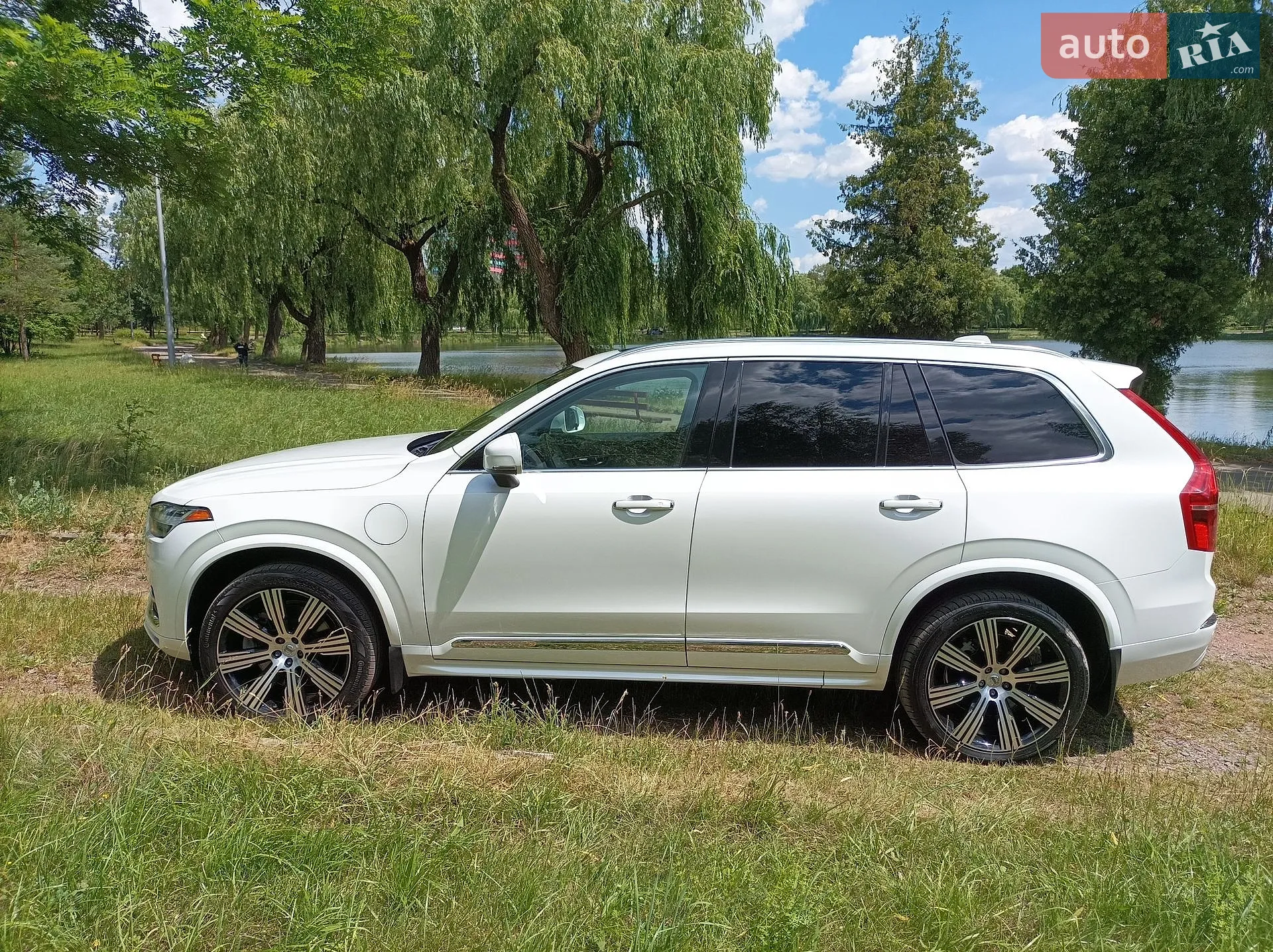 2021 Volvo XC90 - мініатюра 8
