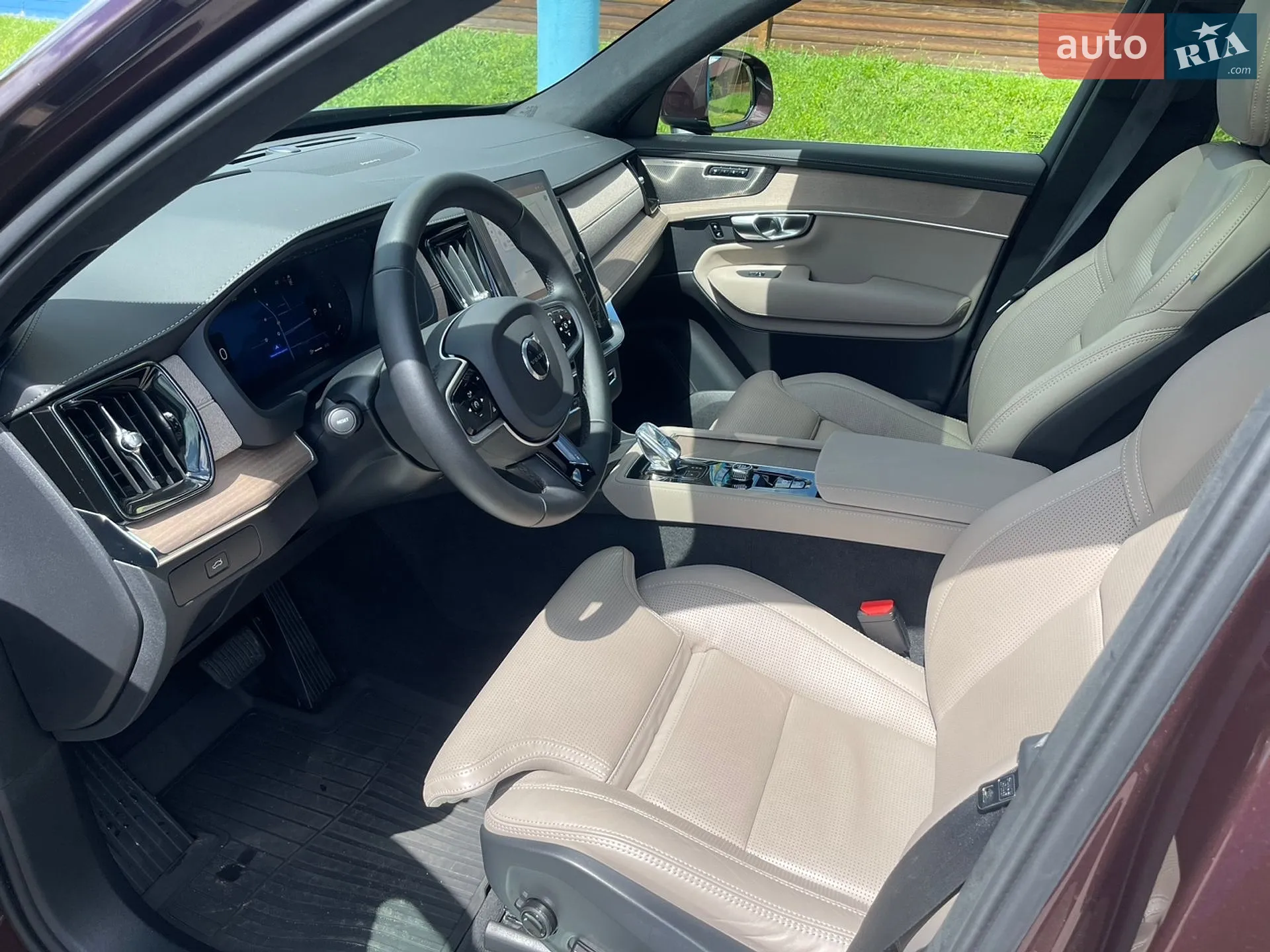 2025 Volvo XC90 - мініатюра 29