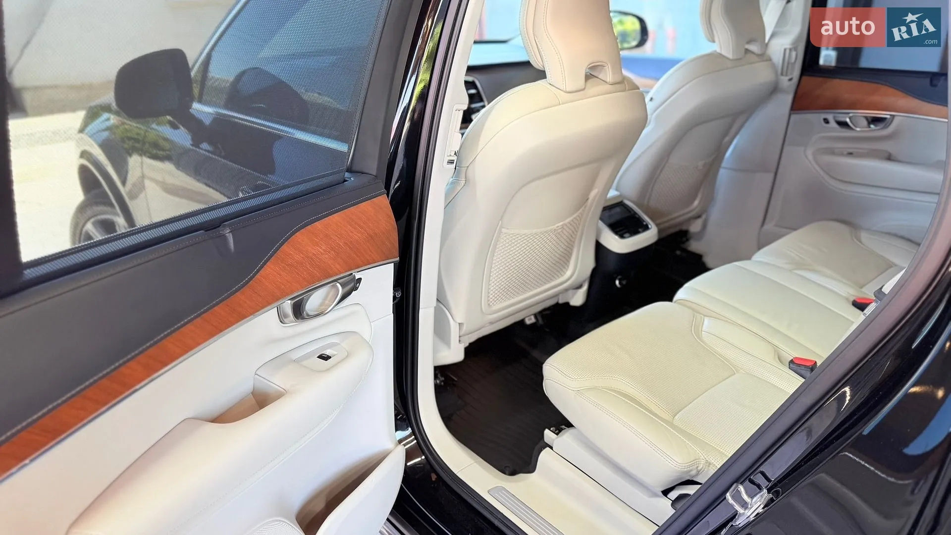 2018 Volvo XC90 - мініатюра 10