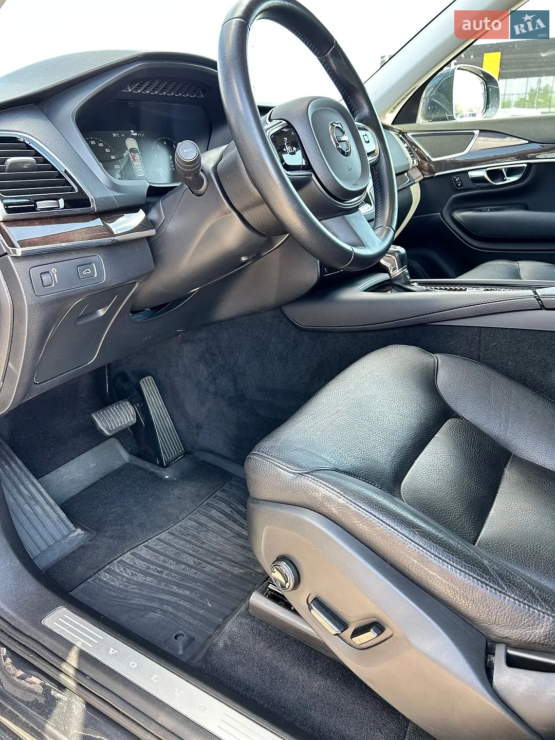 2015 Volvo XC90 - мініатюра 13