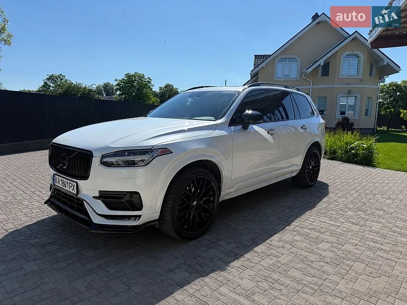Volvo XC90 2019