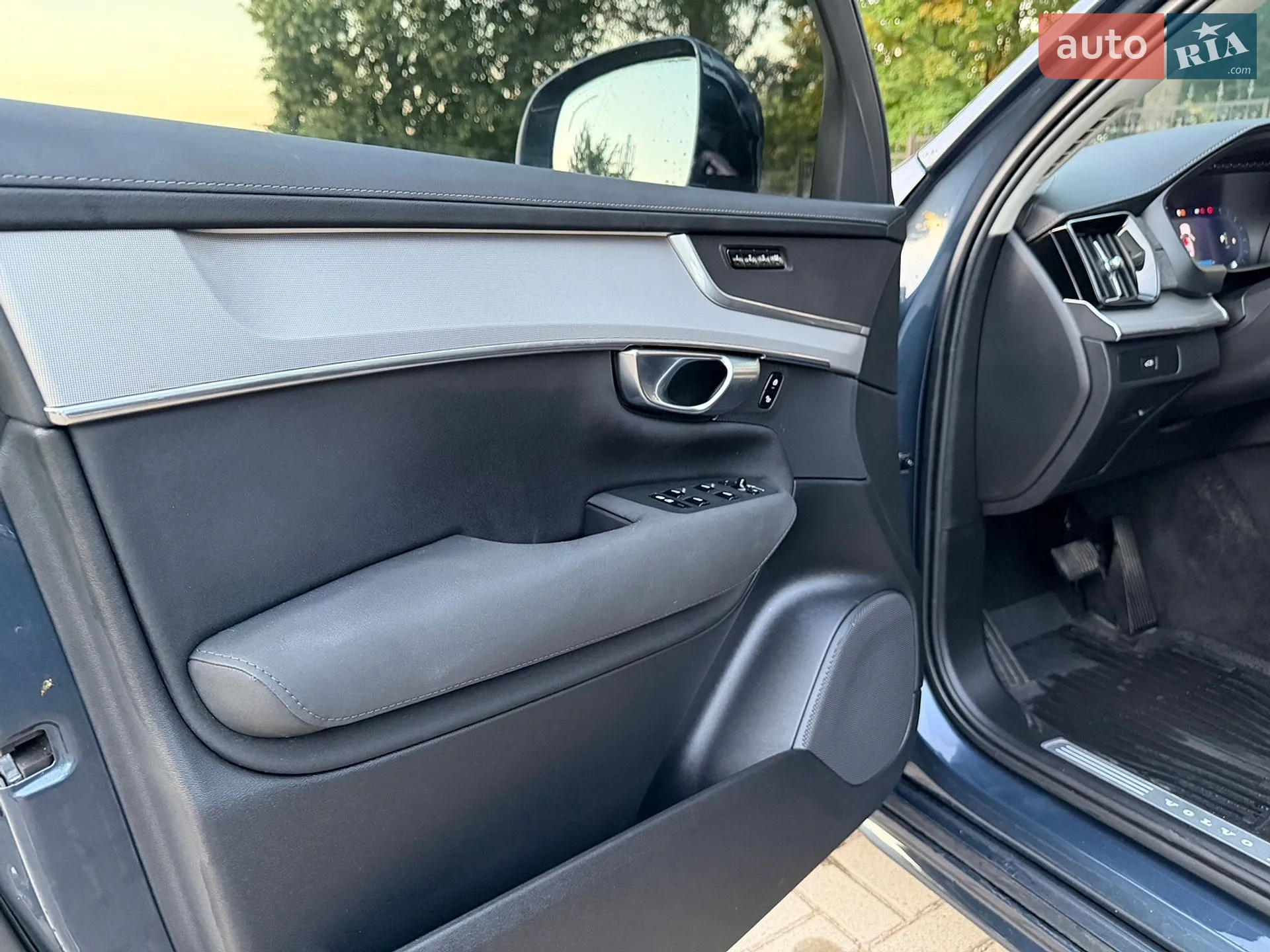 2025 Volvo XC90 - мініатюра 23