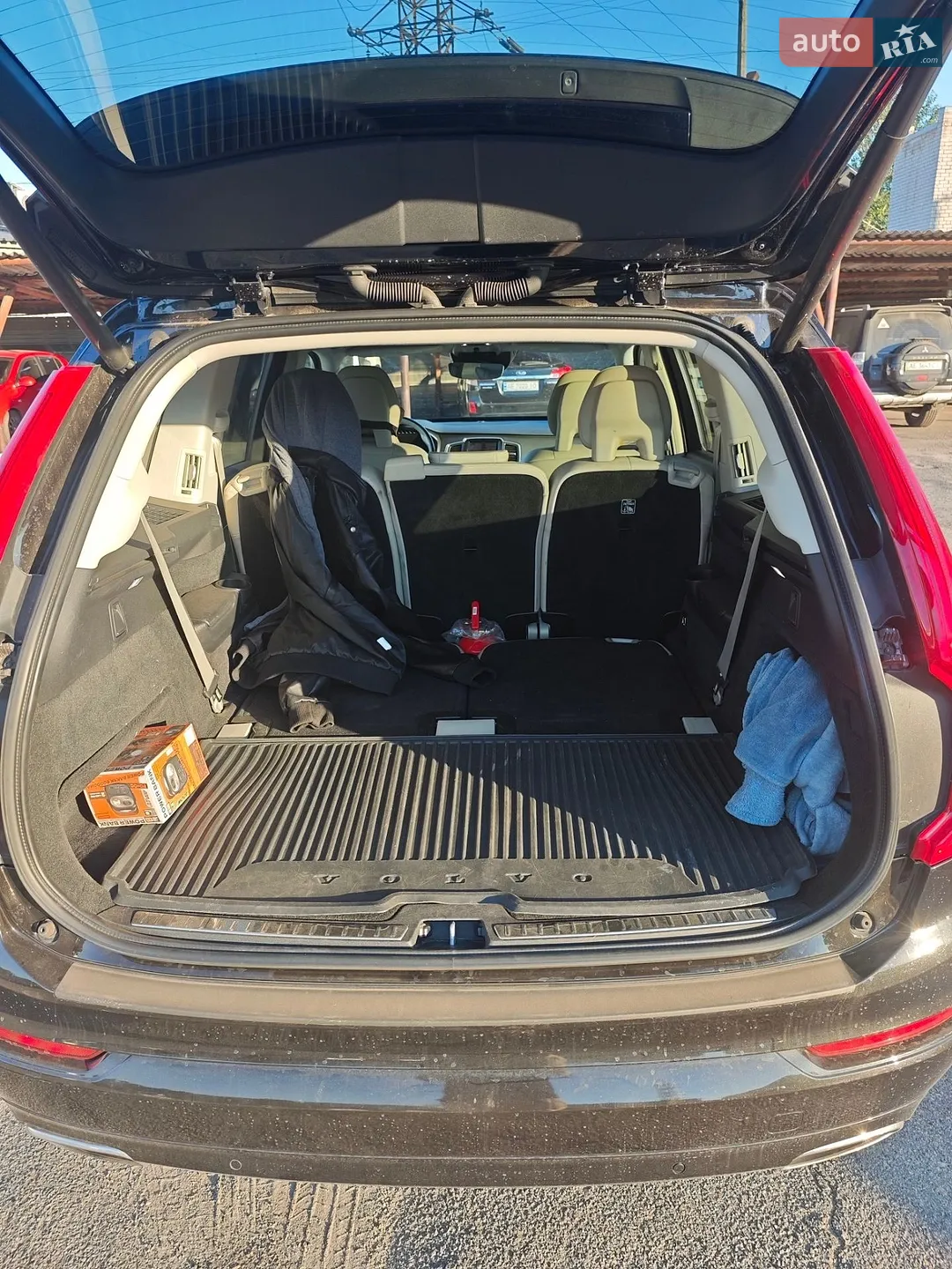 2017 Volvo XC90 - мініатюра 3