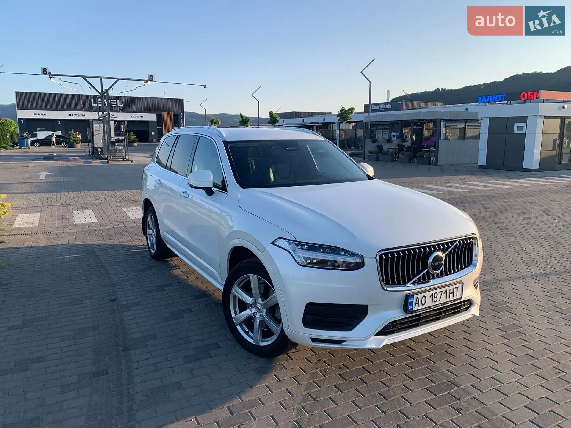 2022 Volvo XC90 - мініатюра 3