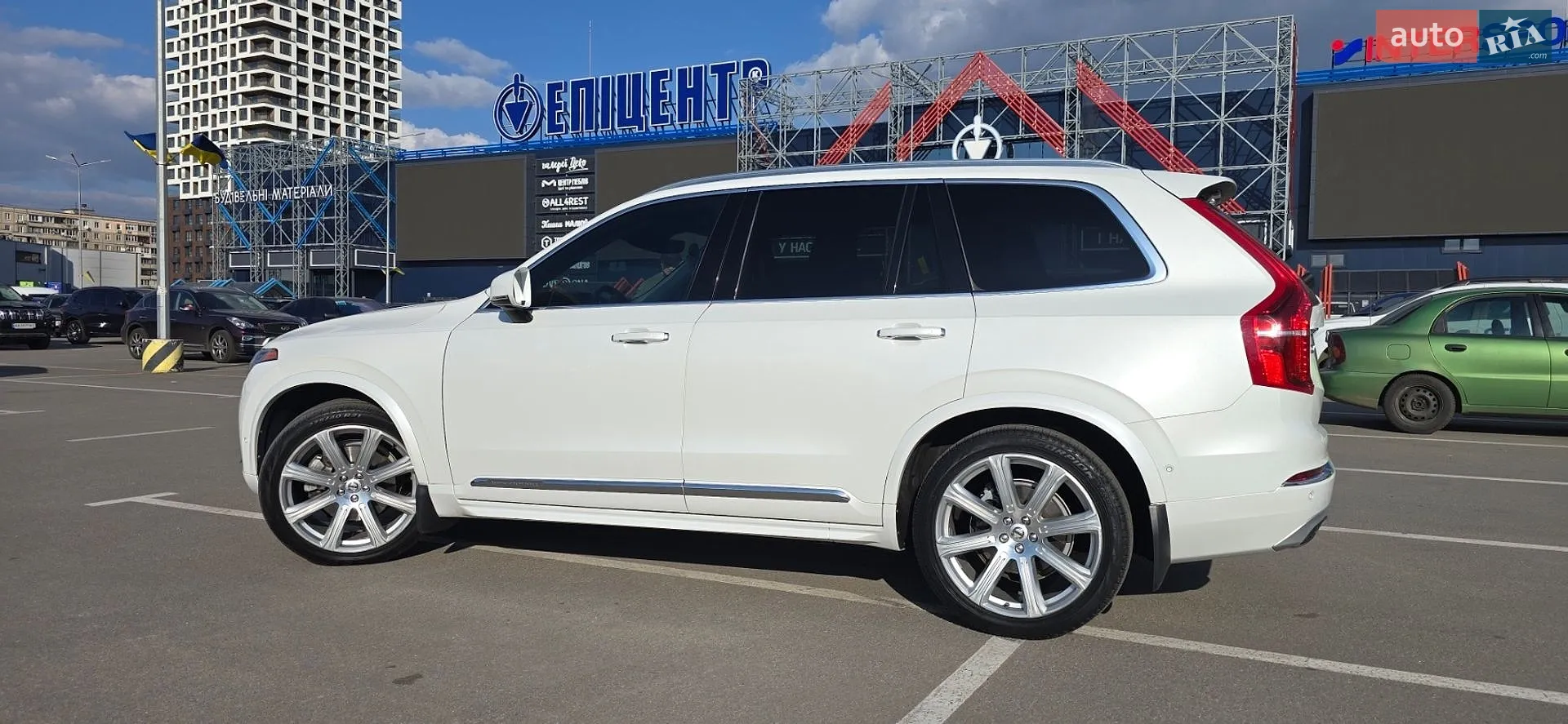 2017 Volvo XC90 - мініатюра 8