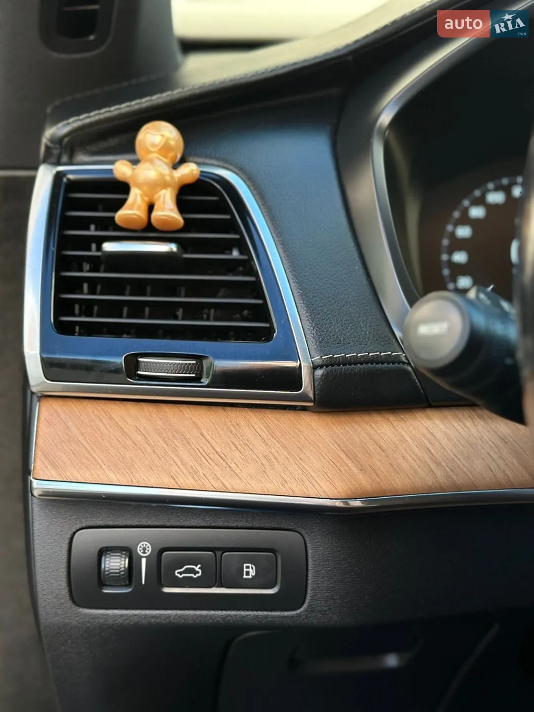 2021 Volvo XC90 - мініатюра 32