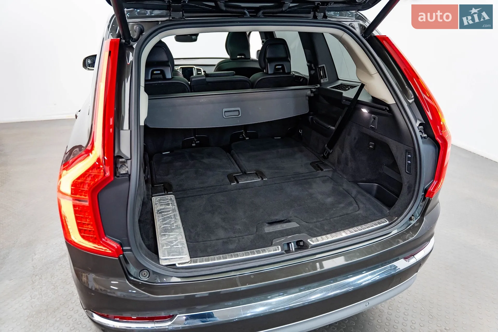 2022 Volvo XC90 - мініатюра 7