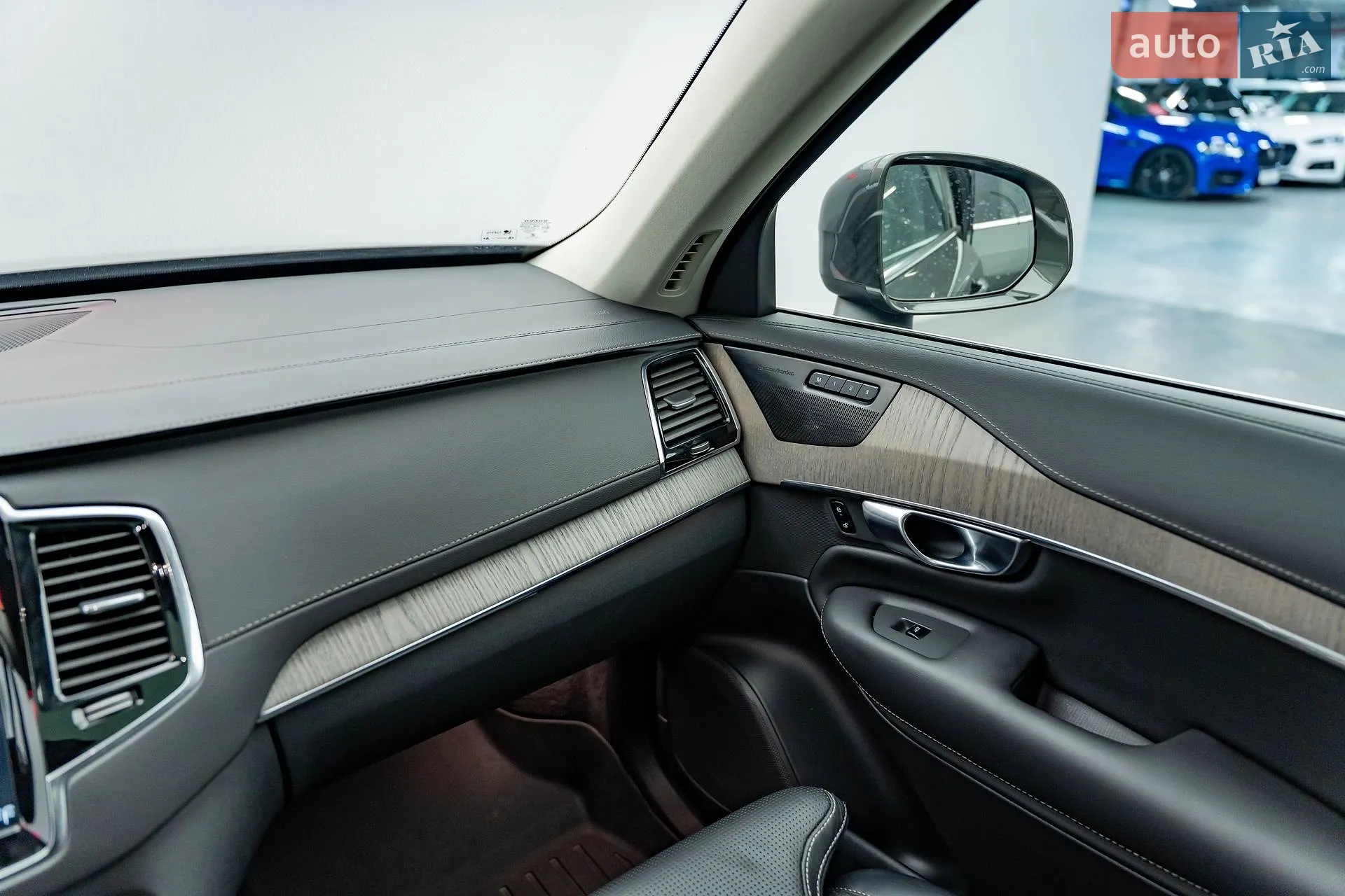 2022 Volvo XC90 - мініатюра 14