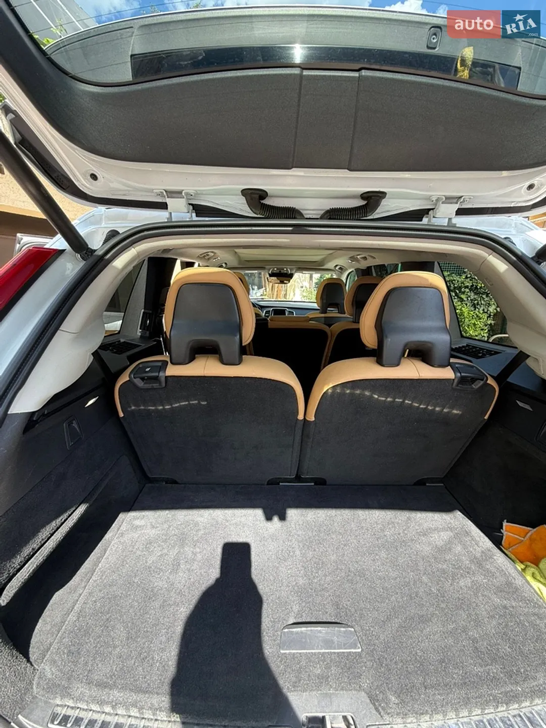 2016 Volvo XC90 - мініатюра 16