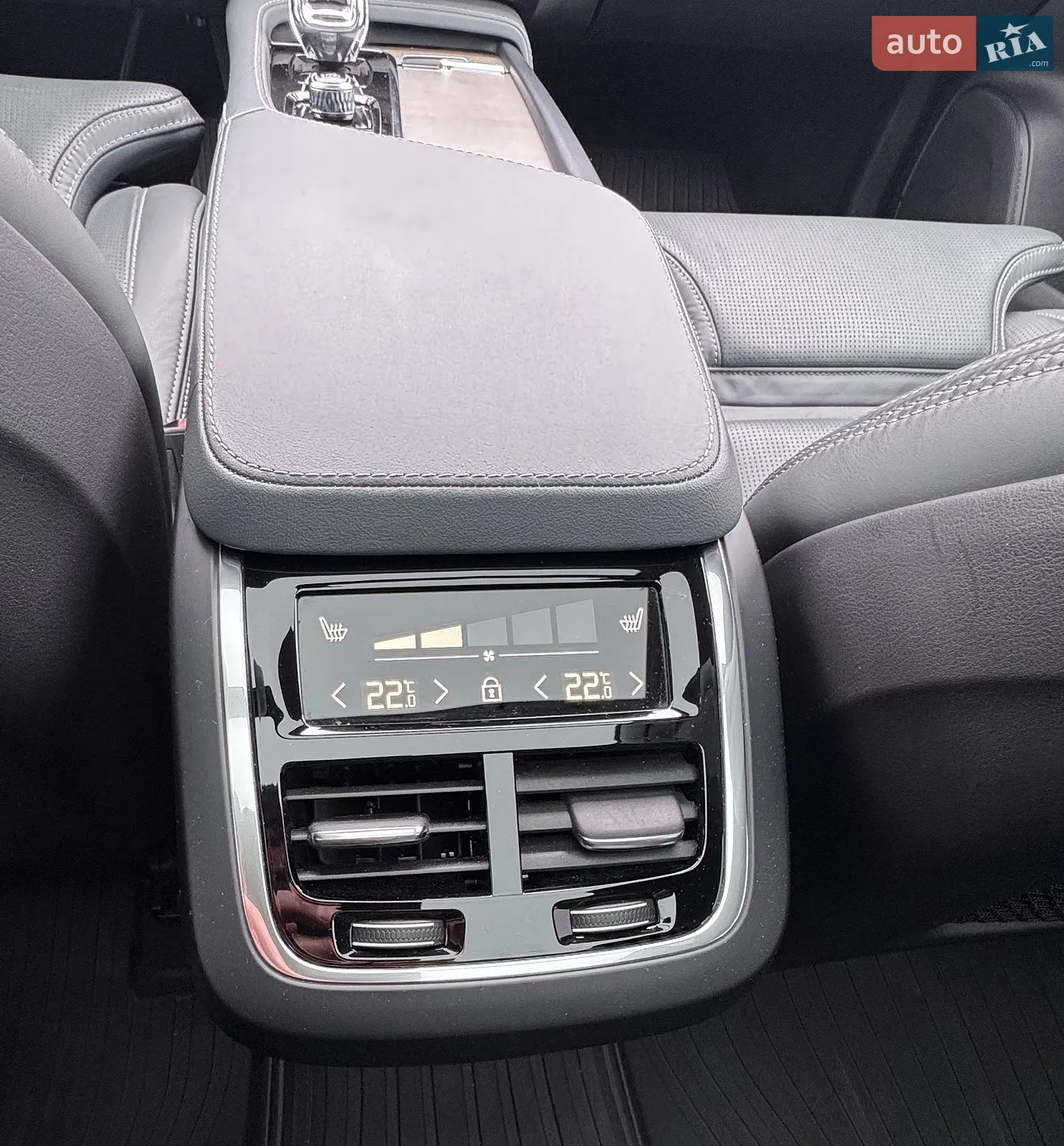 2021 Volvo XC90 - мініатюра 23
