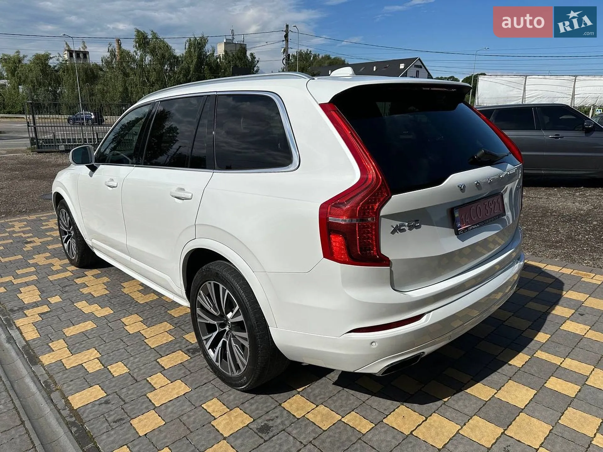 2020 Volvo XC90 - мініатюра 10