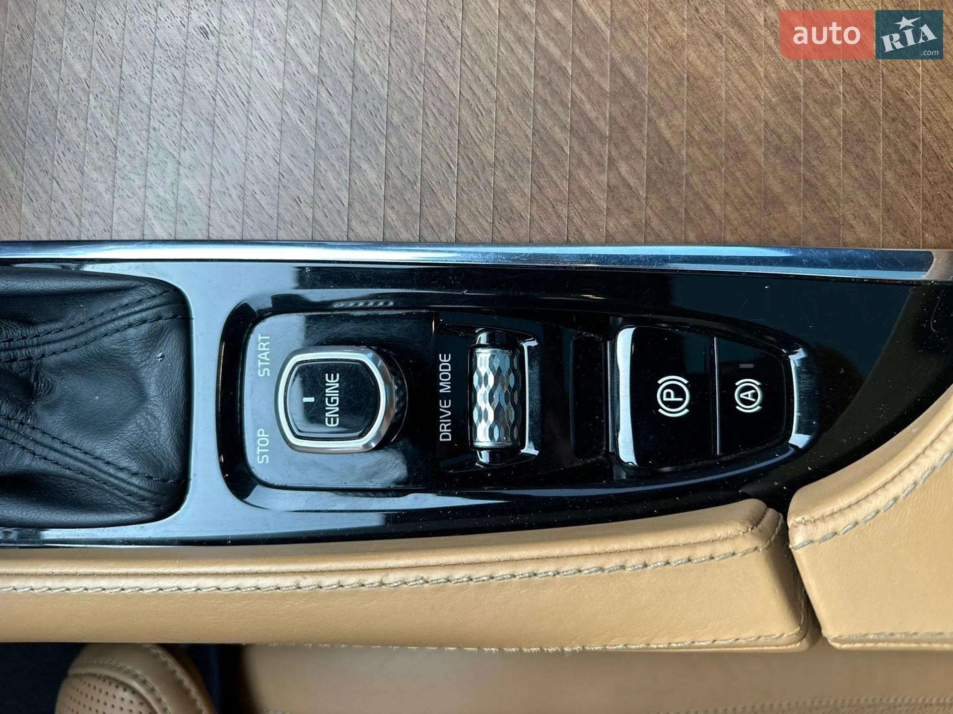 2017 Volvo XC90 - мініатюра 26