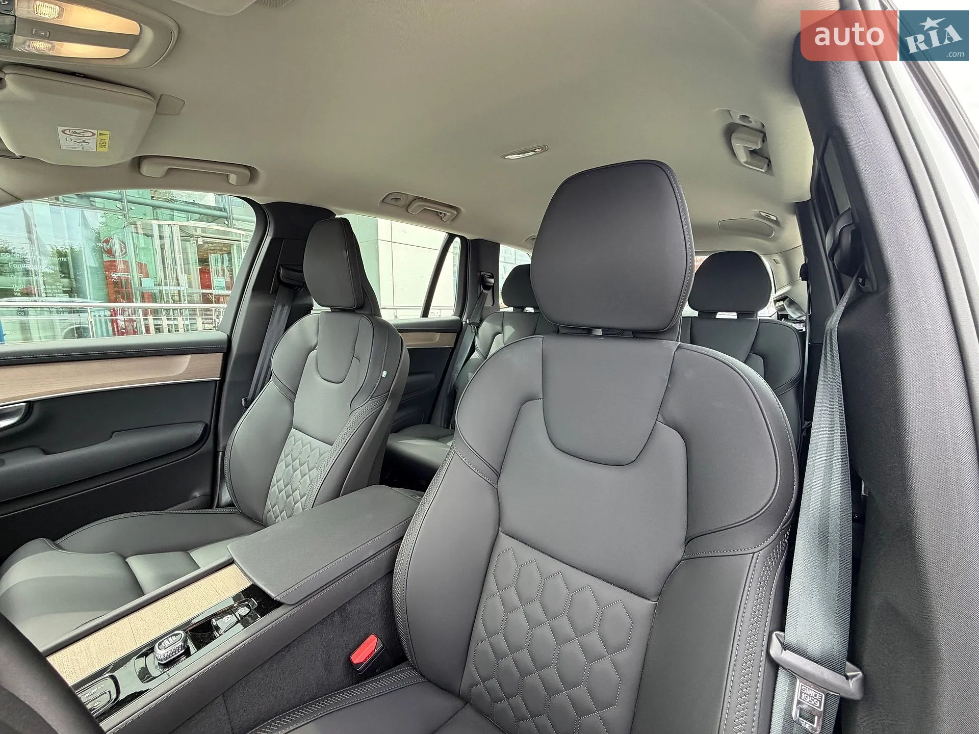 2025 Volvo XC90 - мініатюра 11