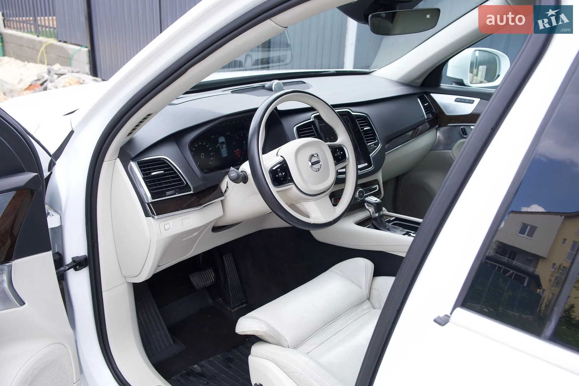 2015 Volvo XC90 - мініатюра 32