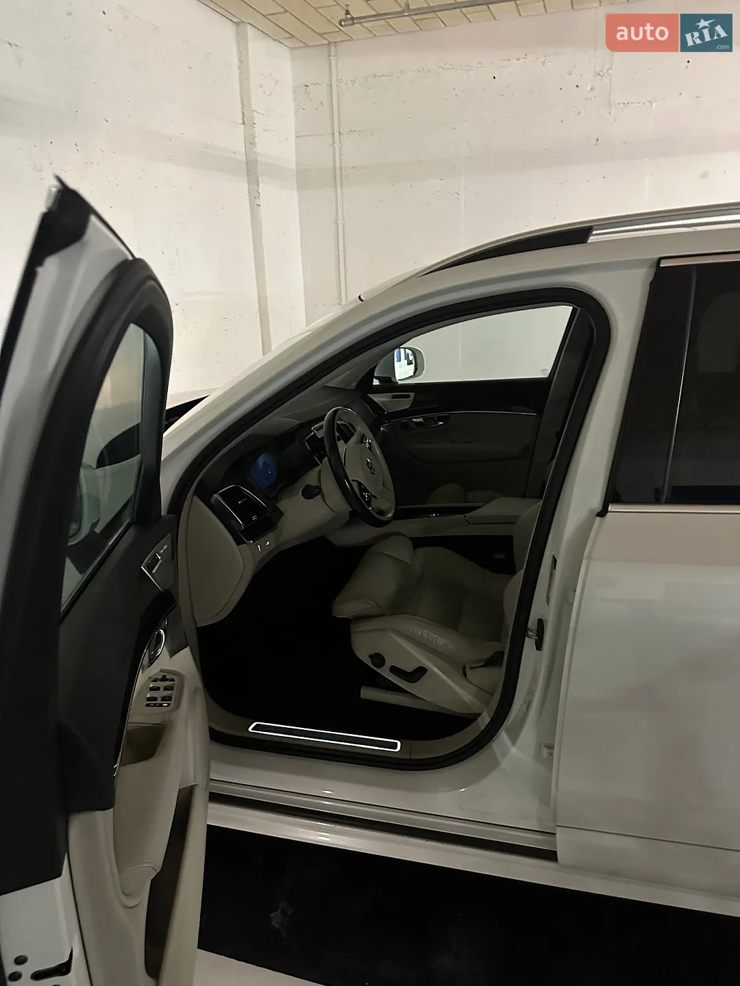 2015 Volvo XC90 - мініатюра 14