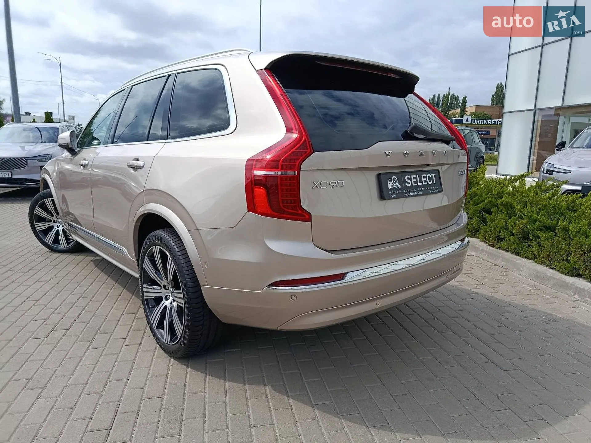 2022 Volvo XC90 - мініатюра 8