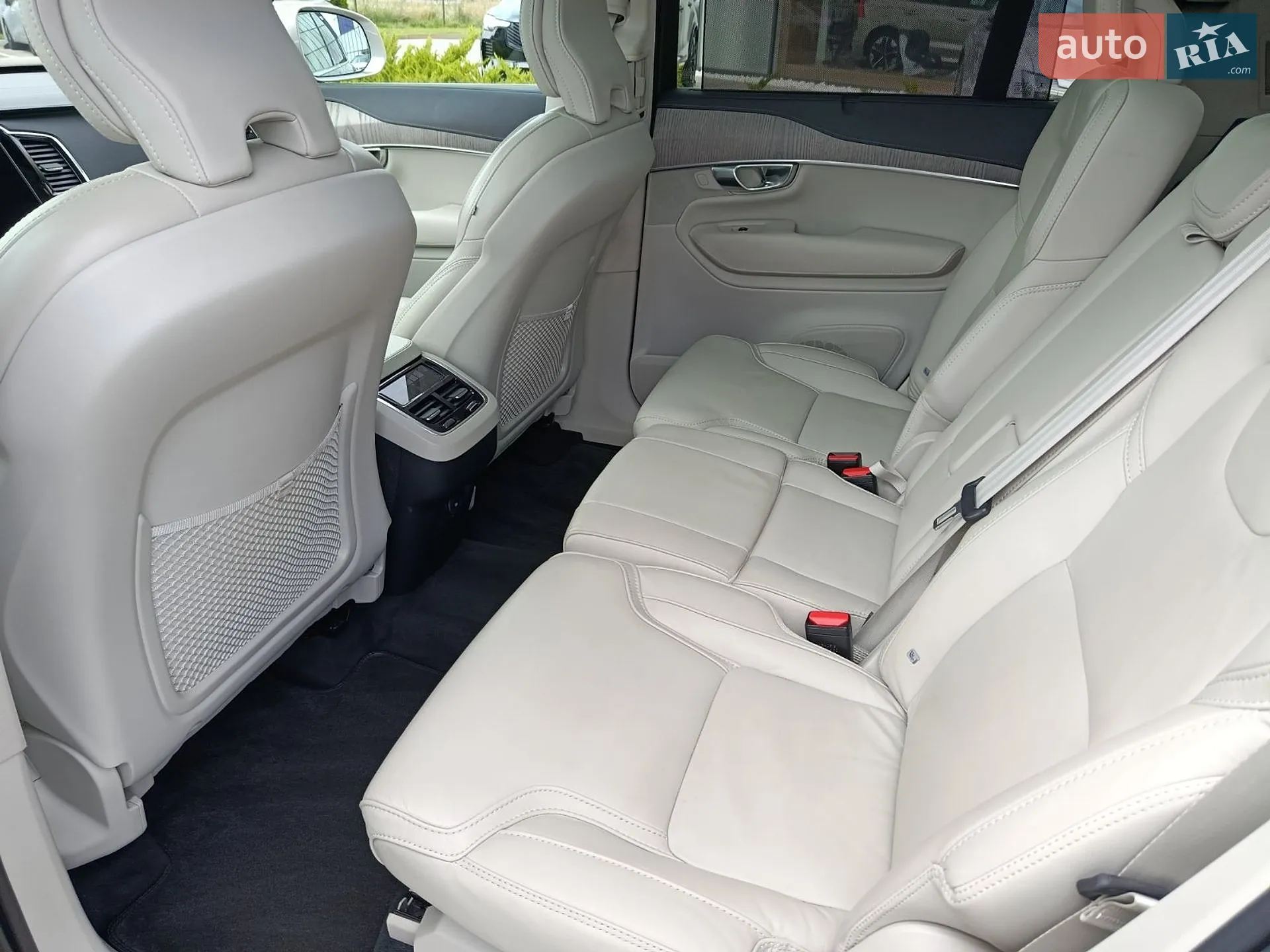 2022 Volvo XC90 - мініатюра 17
