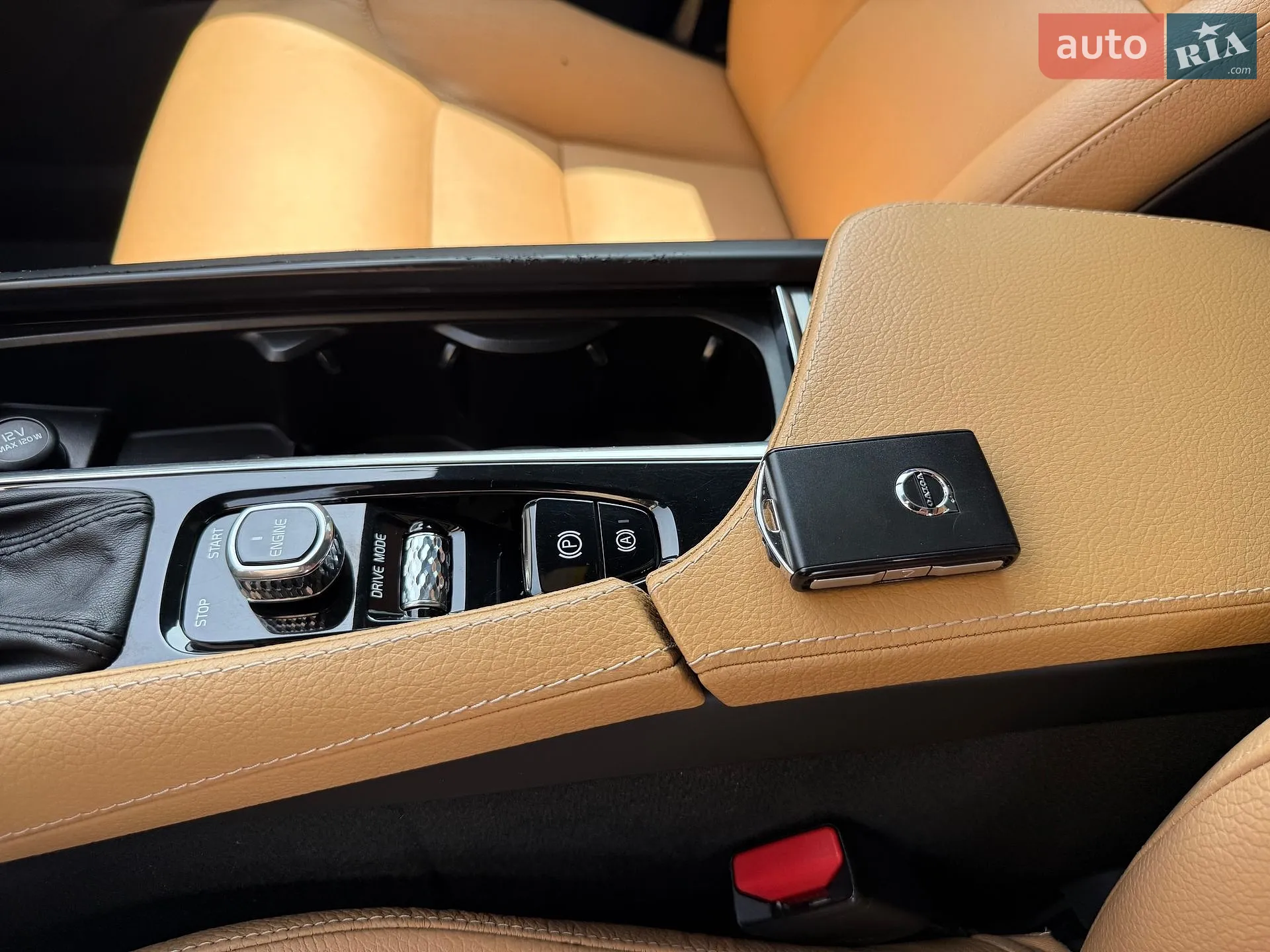 2017 Volvo XC90 - мініатюра 15