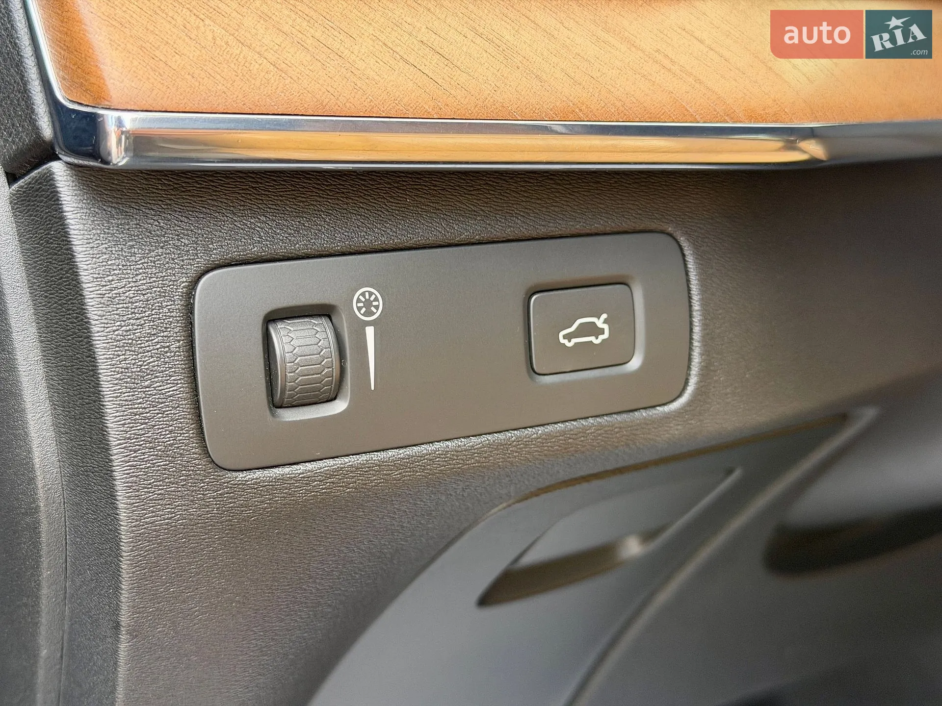 2015 Volvo XC90 - мініатюра 11