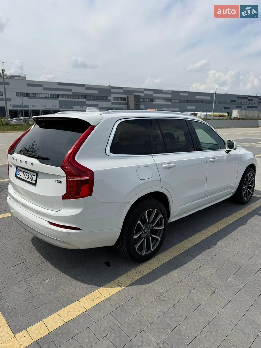 2021 Volvo XC90 - мініатюра 23