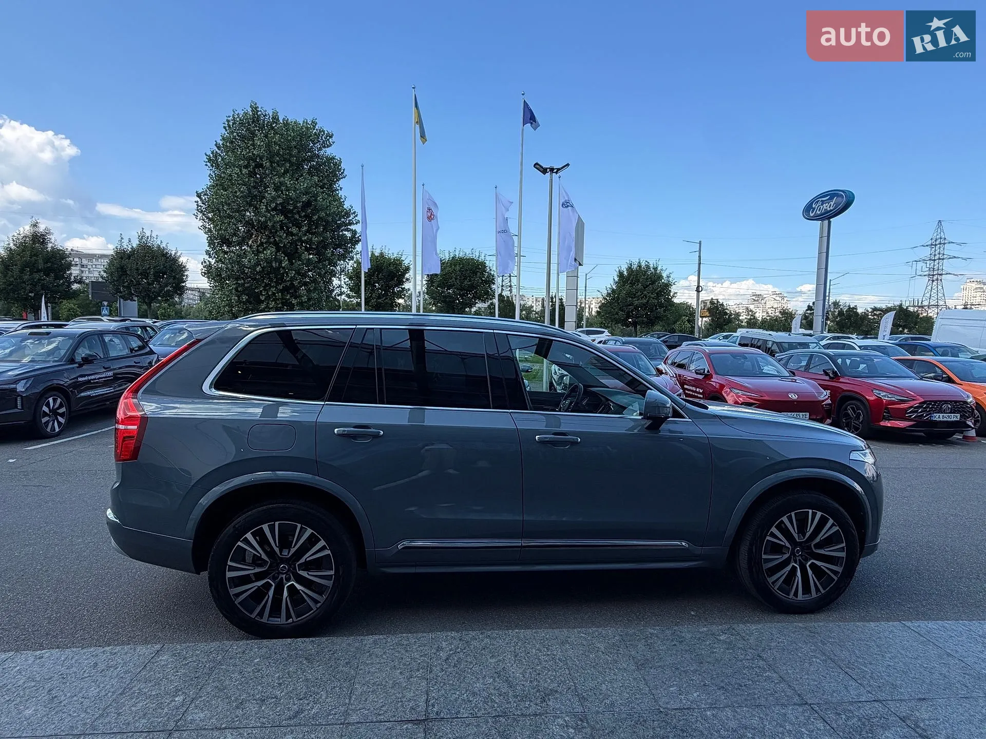 2022 Volvo XC90 - мініатюра 8