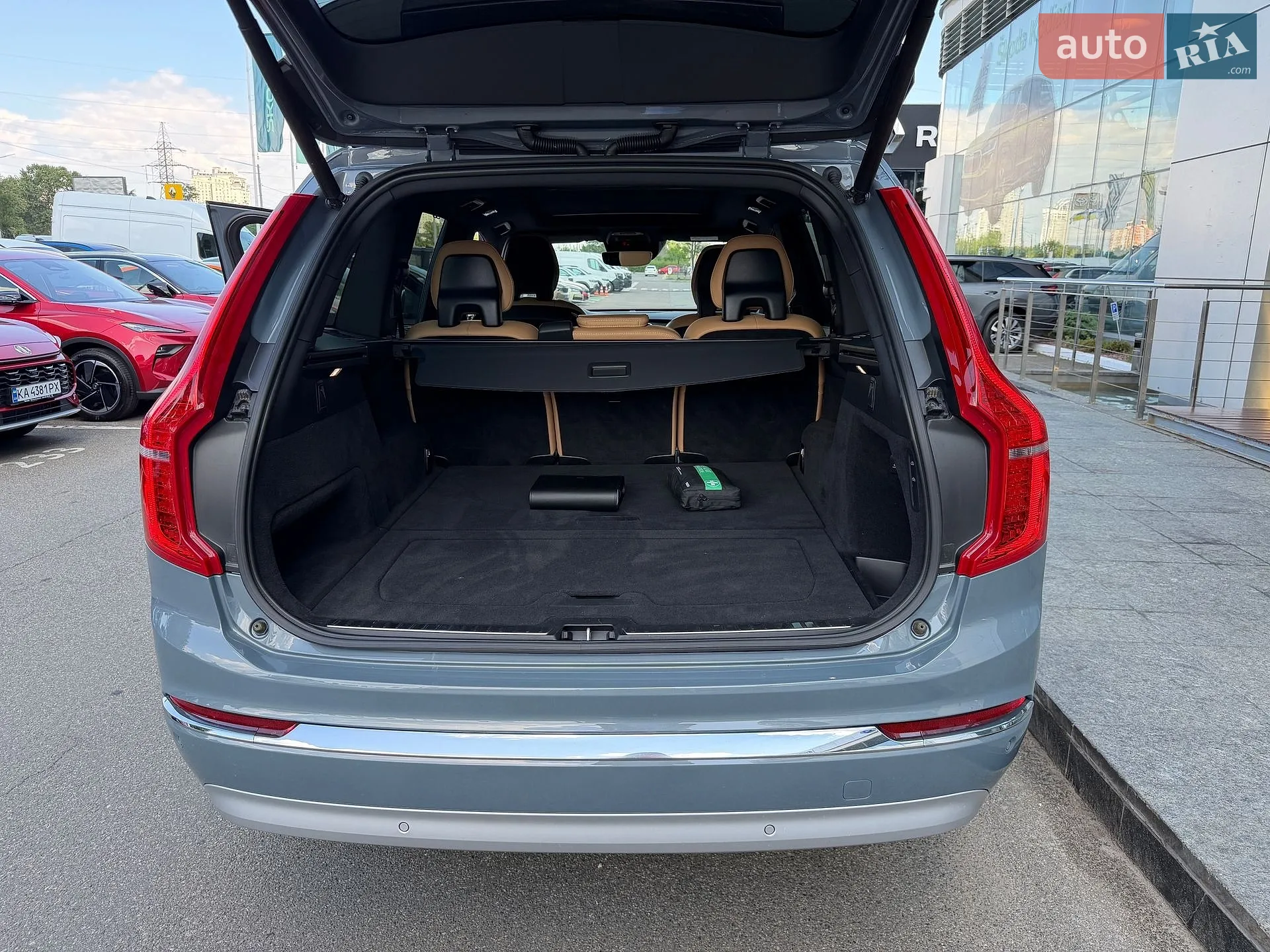 2022 Volvo XC90 - мініатюра 16