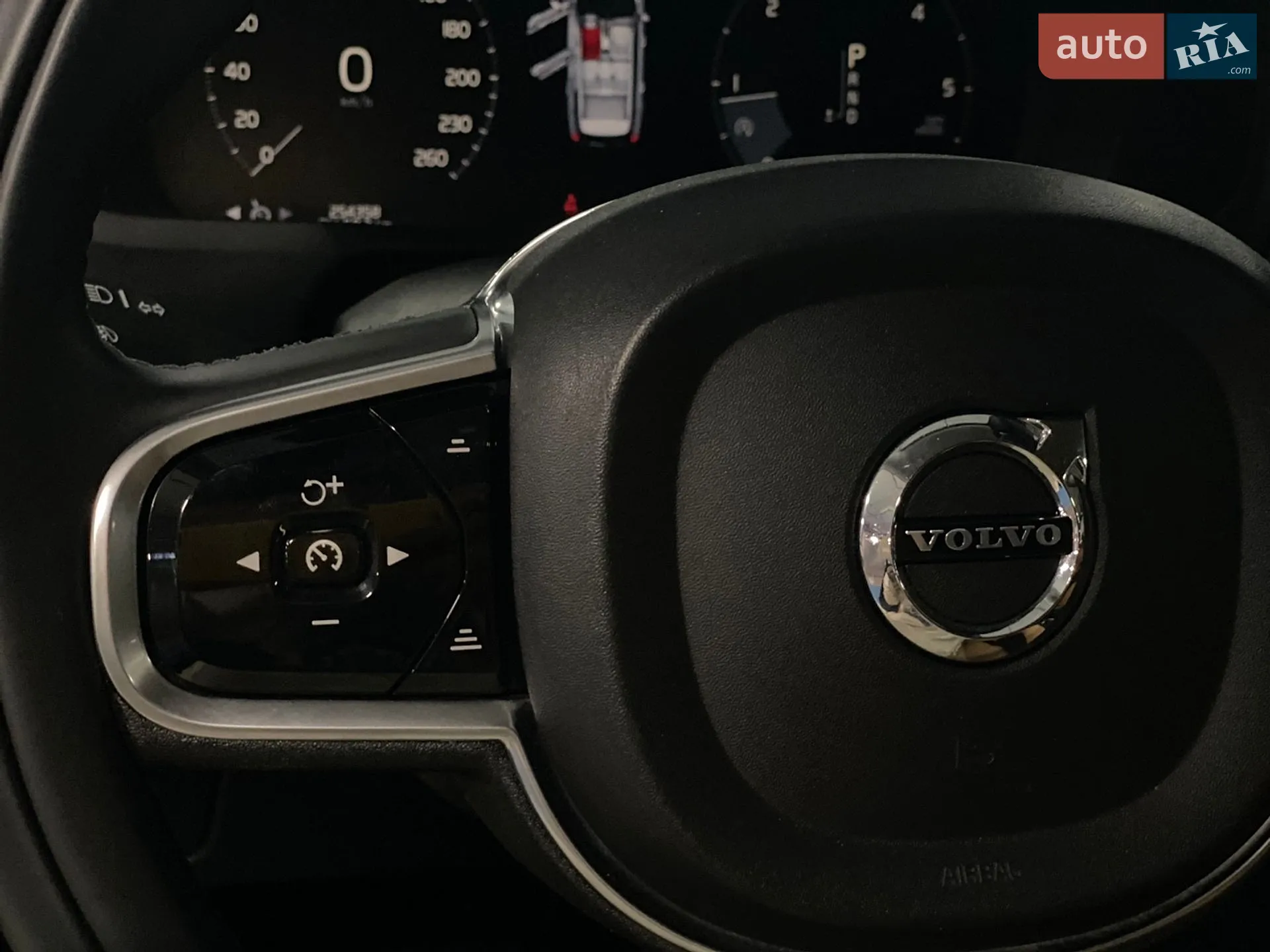 2015 Volvo XC90 - мініатюра 17