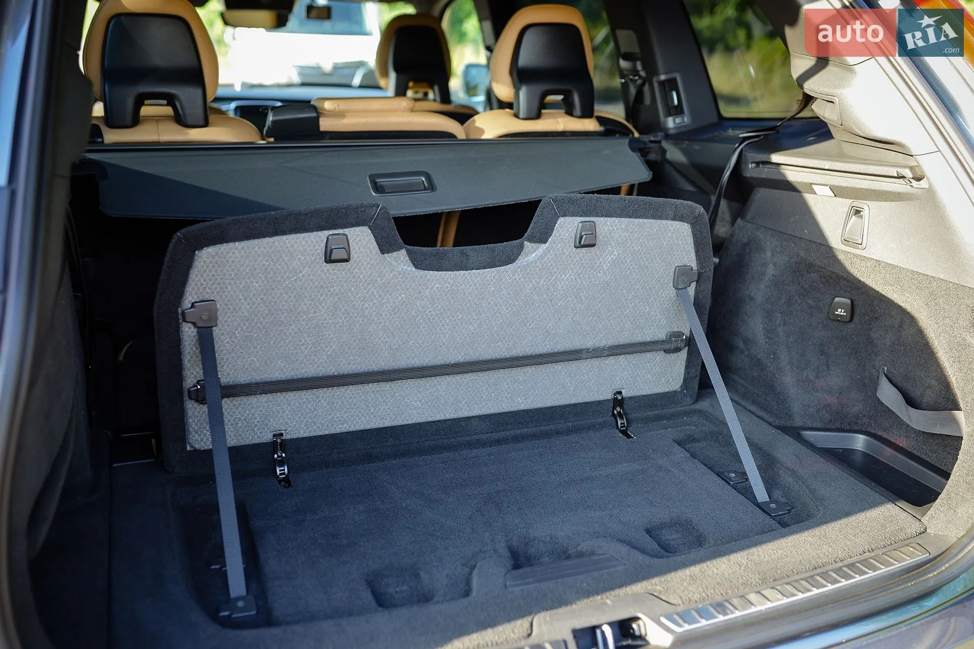 2017 Volvo XC90 - мініатюра 23
