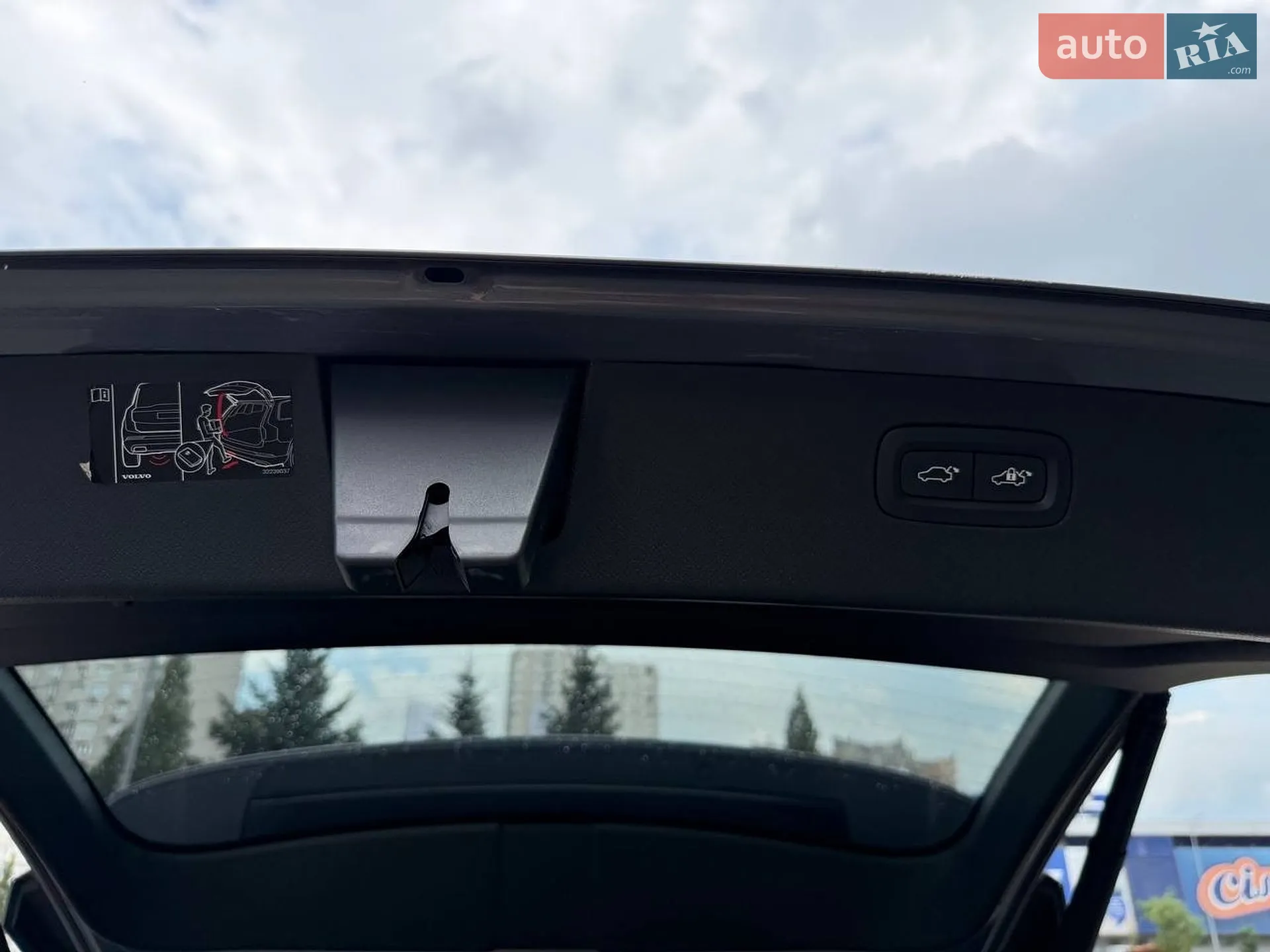 2020 Volvo XC90 - мініатюра 9