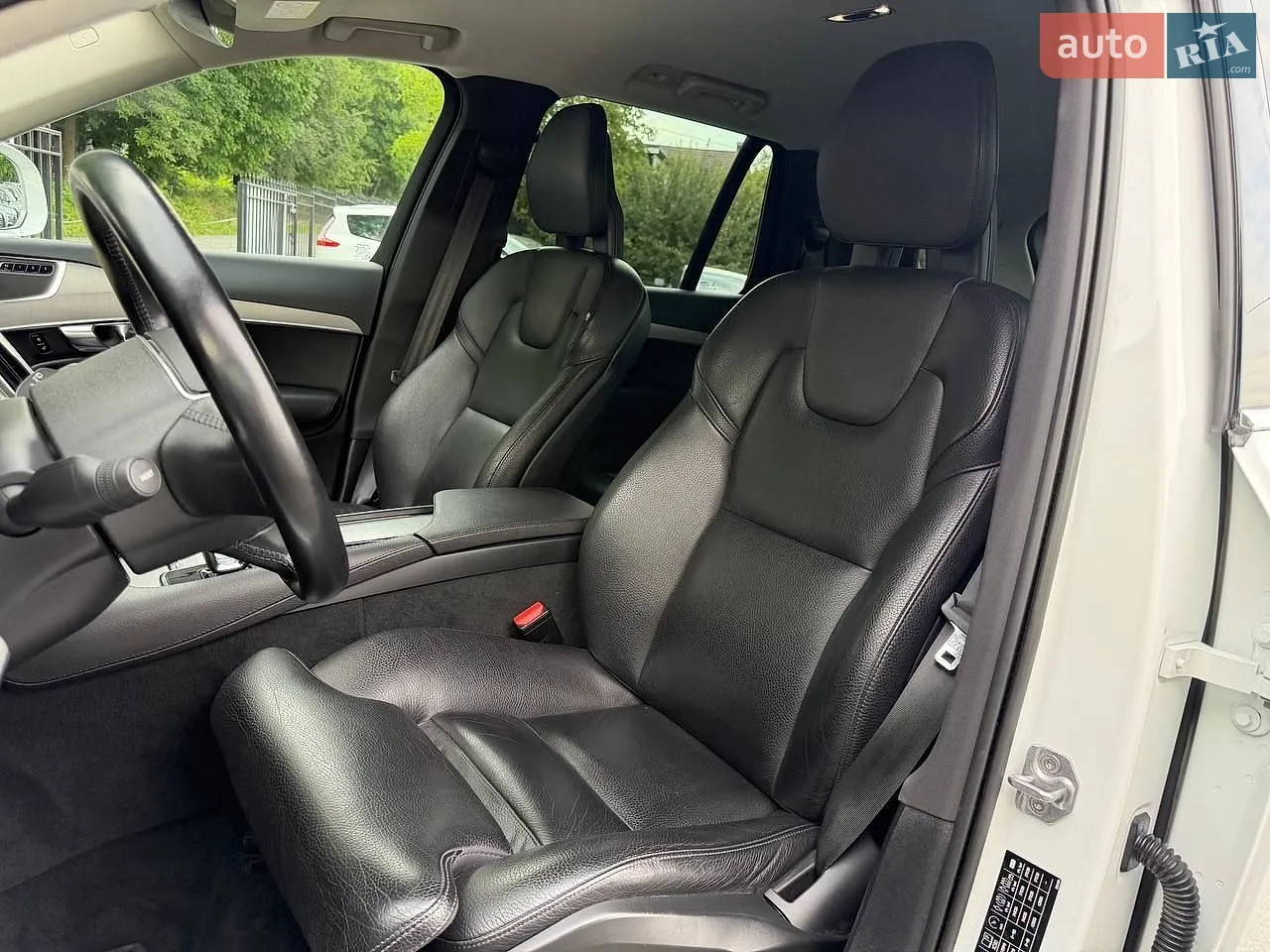 2021 Volvo XC90 - мініатюра 3