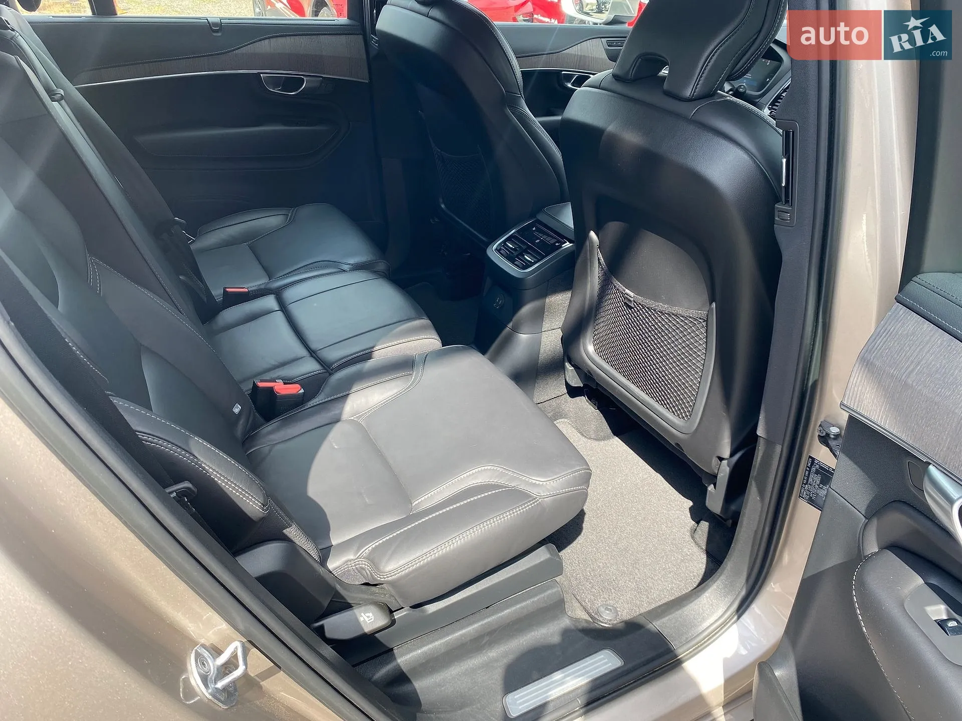 2023 Volvo XC90 - мініатюра 16