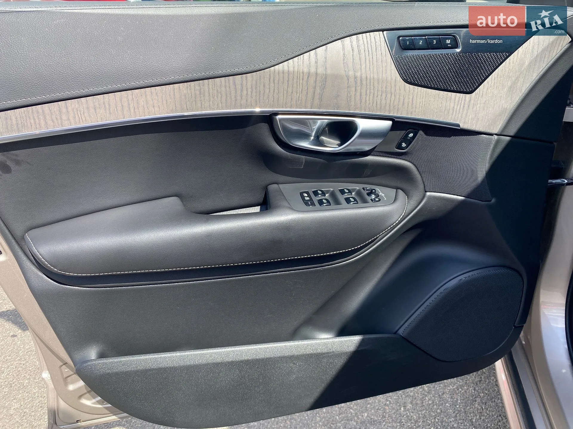 2023 Volvo XC90 - мініатюра 31