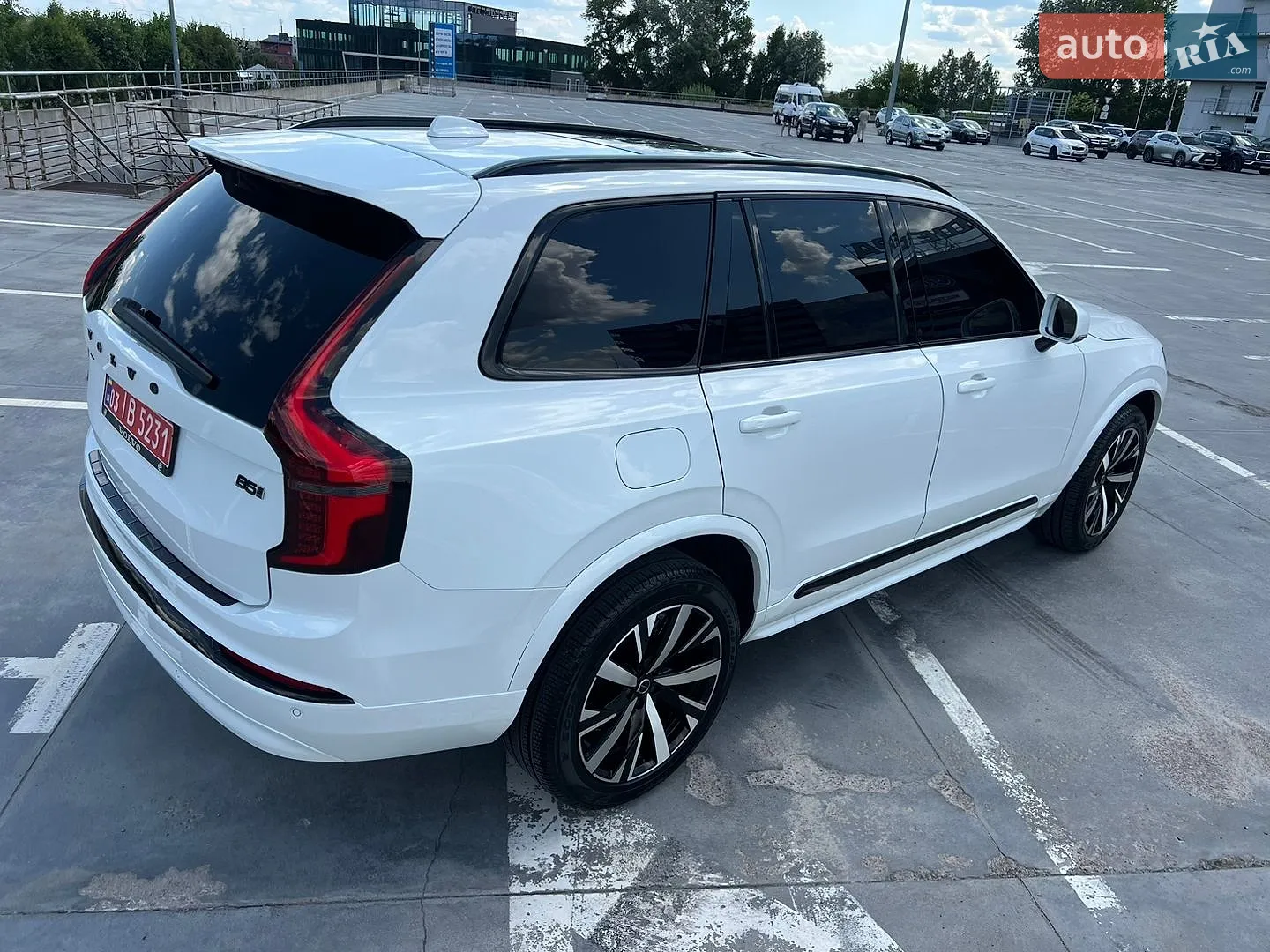 2025 Volvo XC90 - мініатюра 12