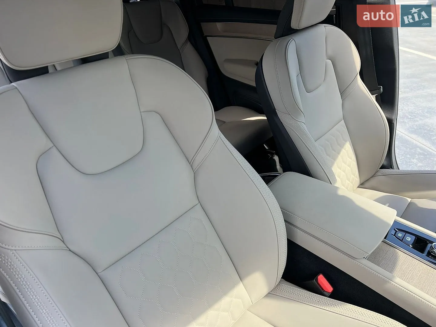 2025 Volvo XC90 - мініатюра 50