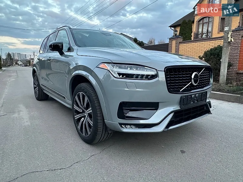 Volvo XC90