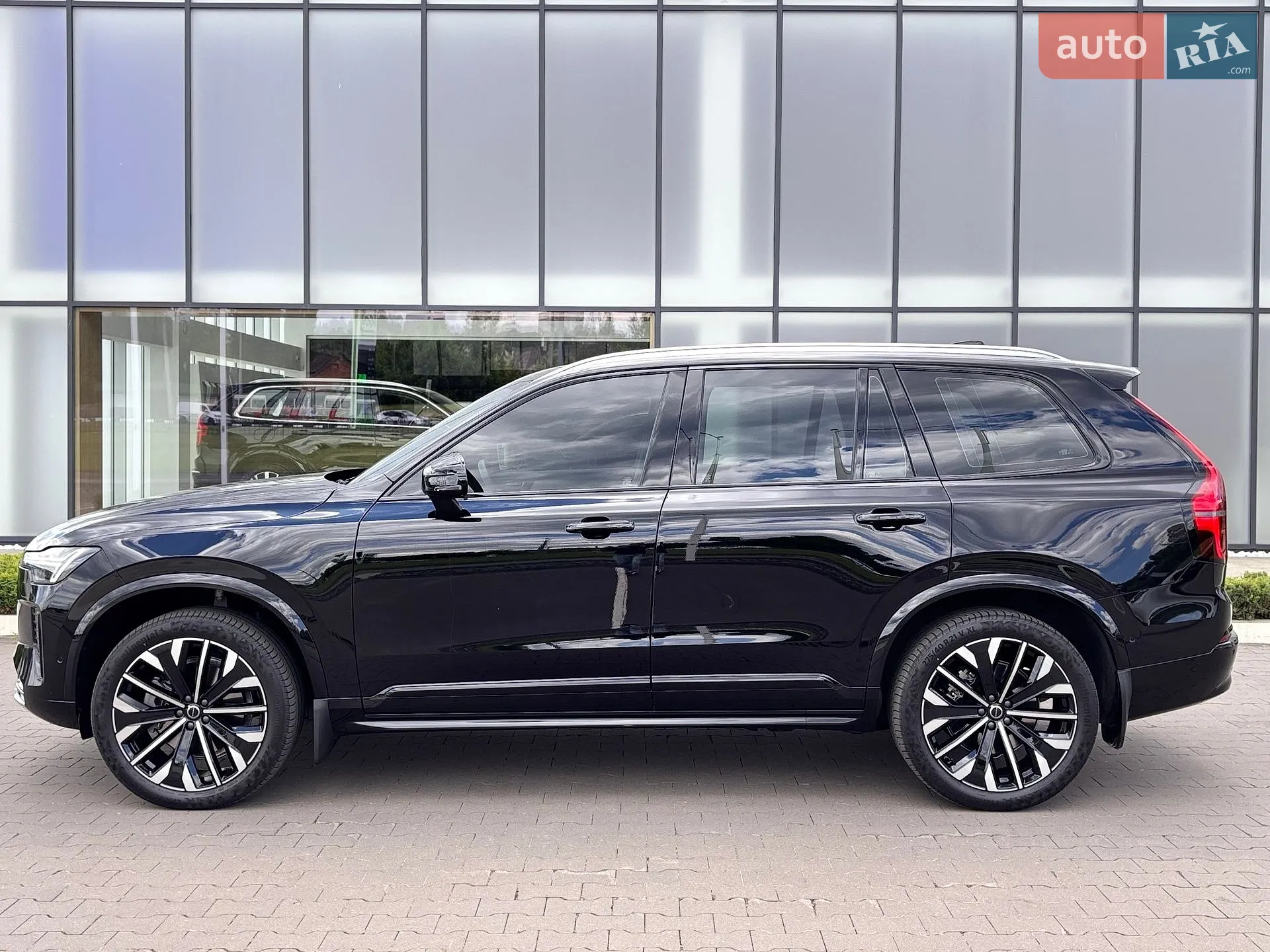 2026 Volvo XC90 - мініатюра 8