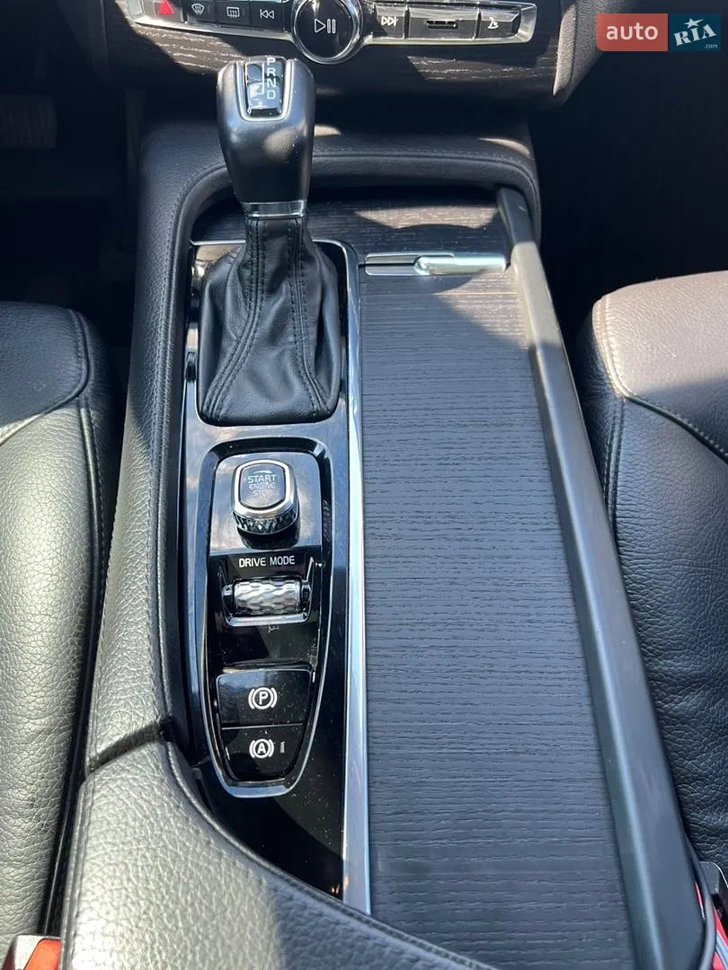 2020 Volvo XC90 - мініатюра 16