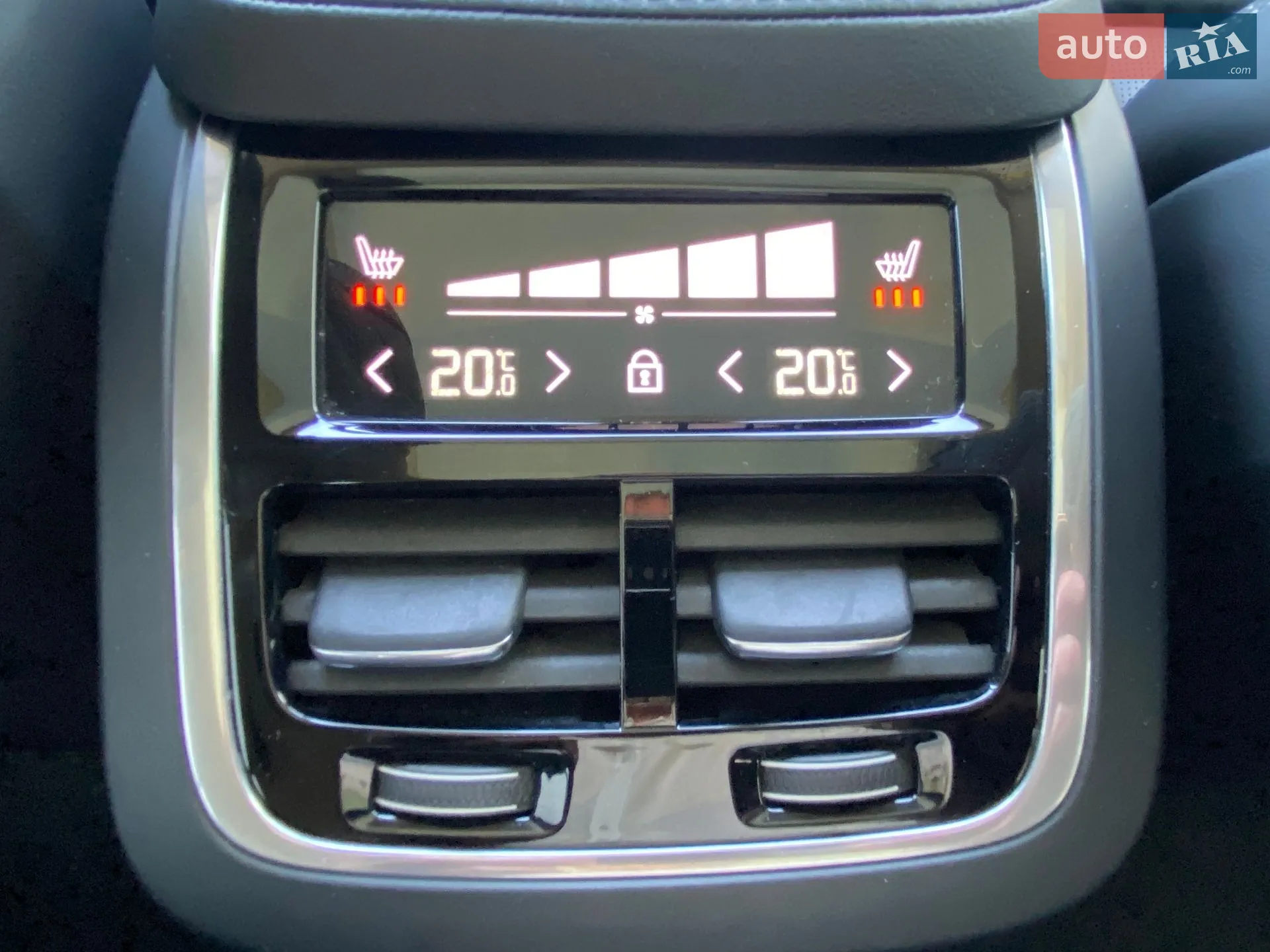 2023 Volvo XC90 - мініатюра 24