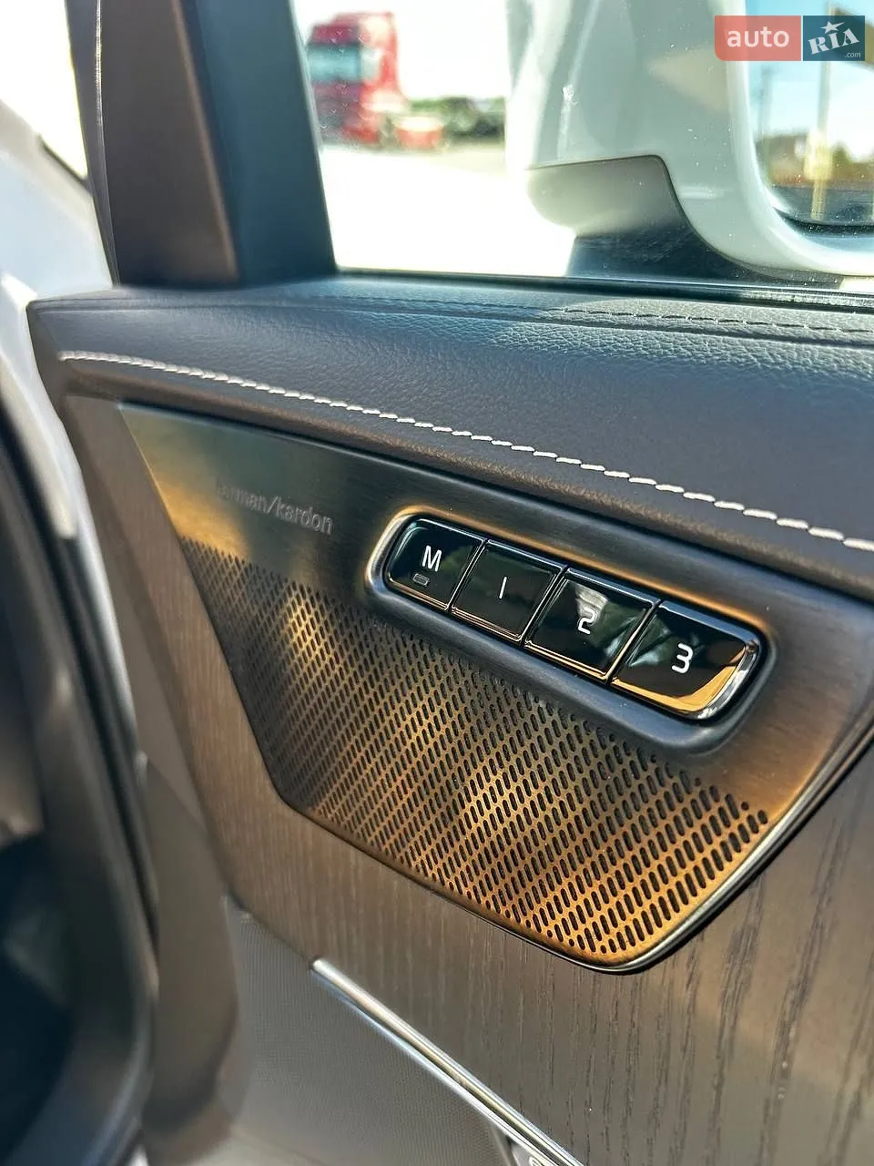 2020 Volvo XC90 - мініатюра 18