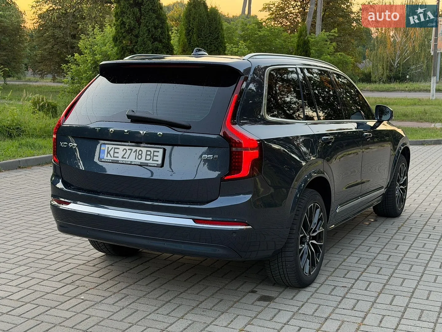 2025 Volvo XC90 - мініатюра 9