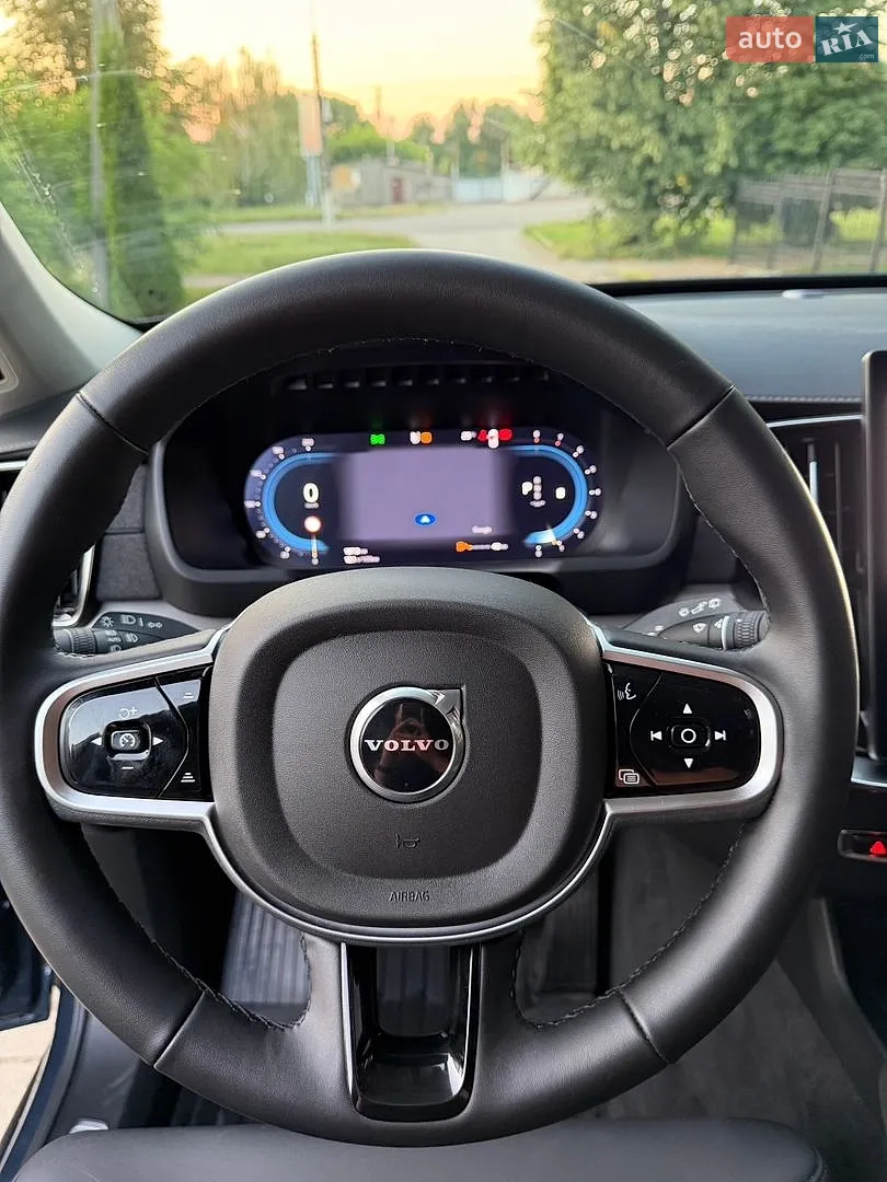 2025 Volvo XC90 - мініатюра 23